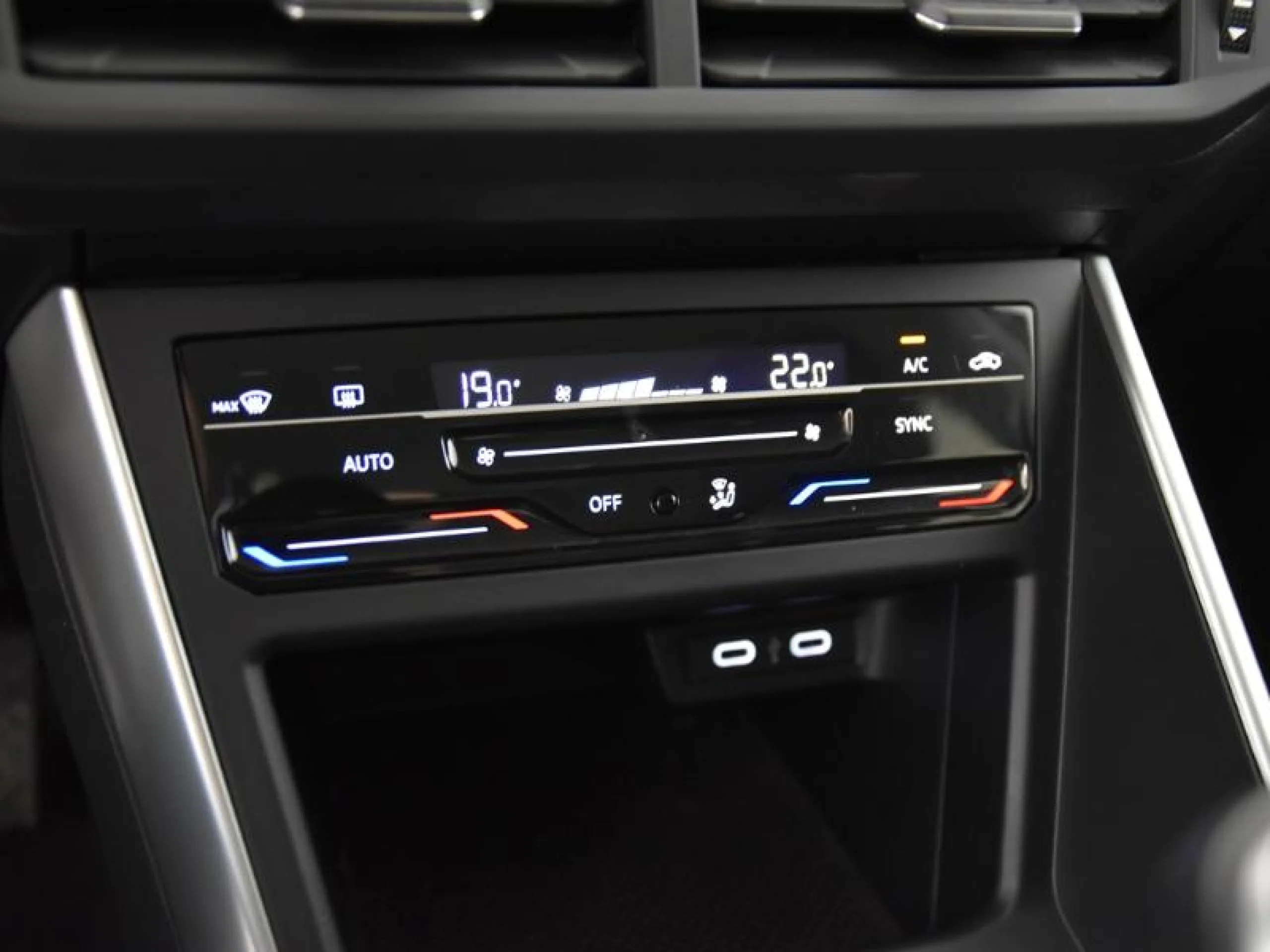 VOLKSWAGEN TAIGO LIFE 1.0 TSI 70KW (95CV) - Foto 11