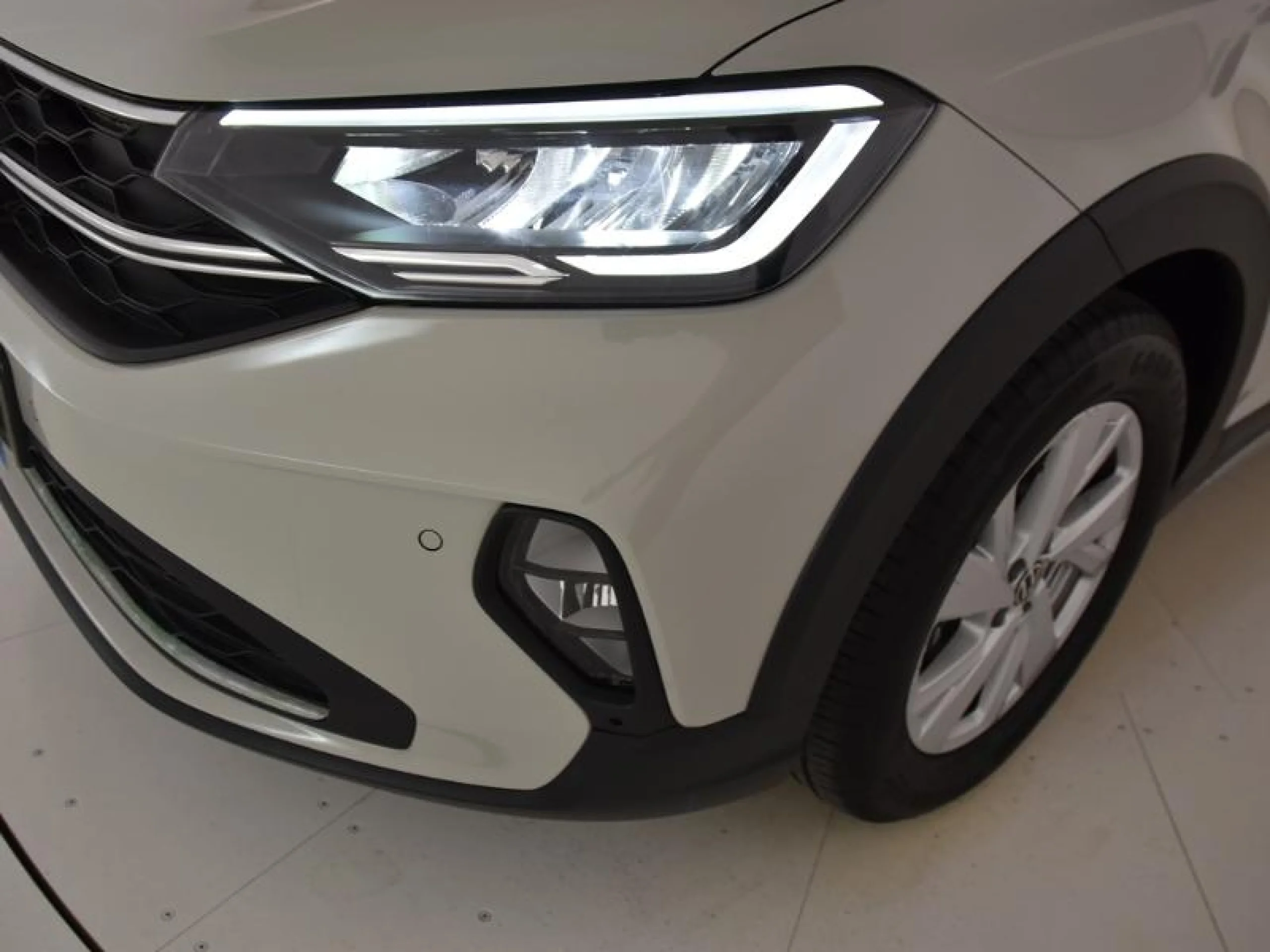 VOLKSWAGEN TAIGO LIFE 1.0 TSI 70KW (95CV) - Foto 18