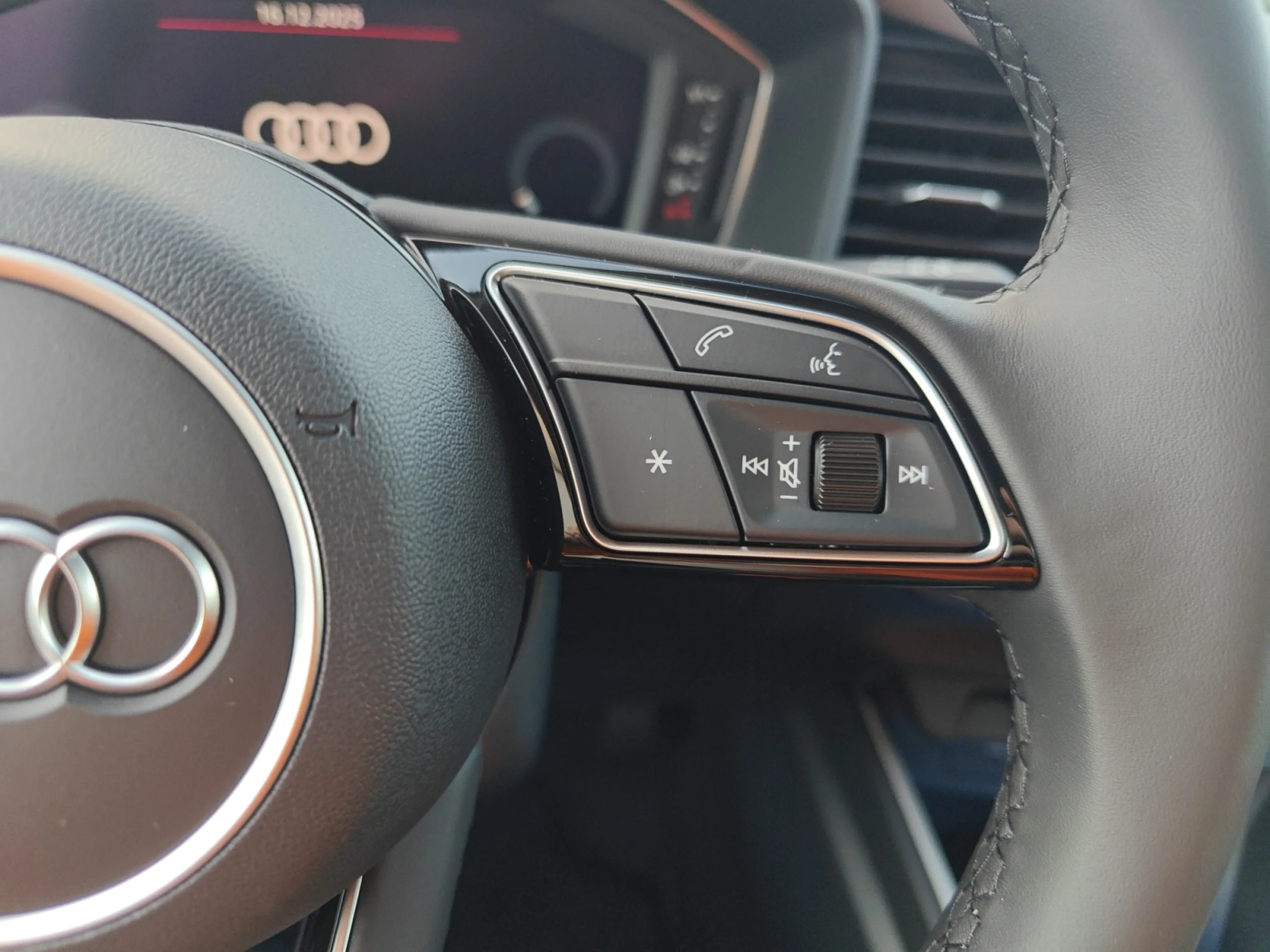 AUDI A1 SPORTBACK ADVANCED 30 TFSI 85KW (116CV) - Foto 10