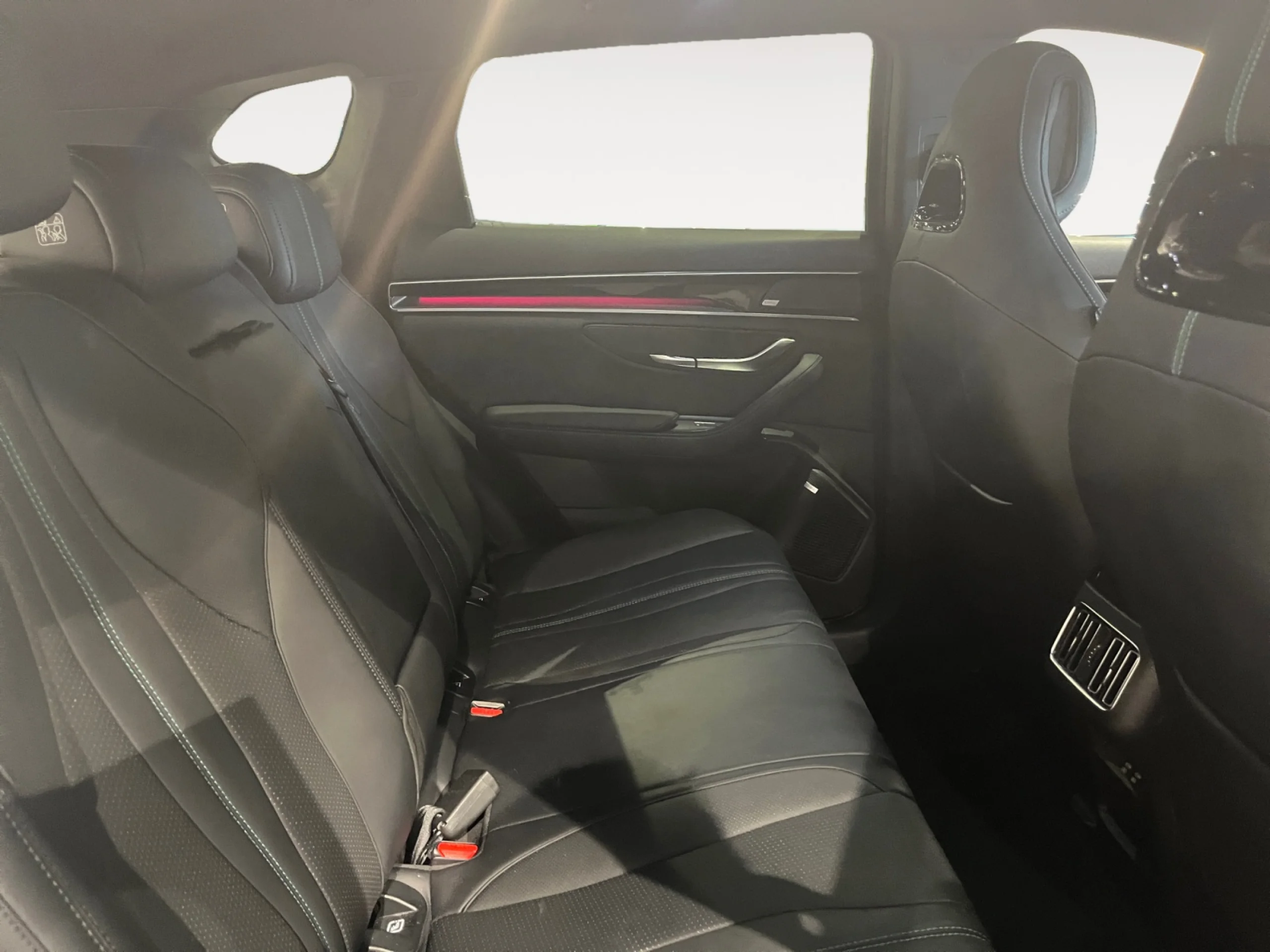 BYD SEAL U 1.5 DM I COMFORT - Foto 6