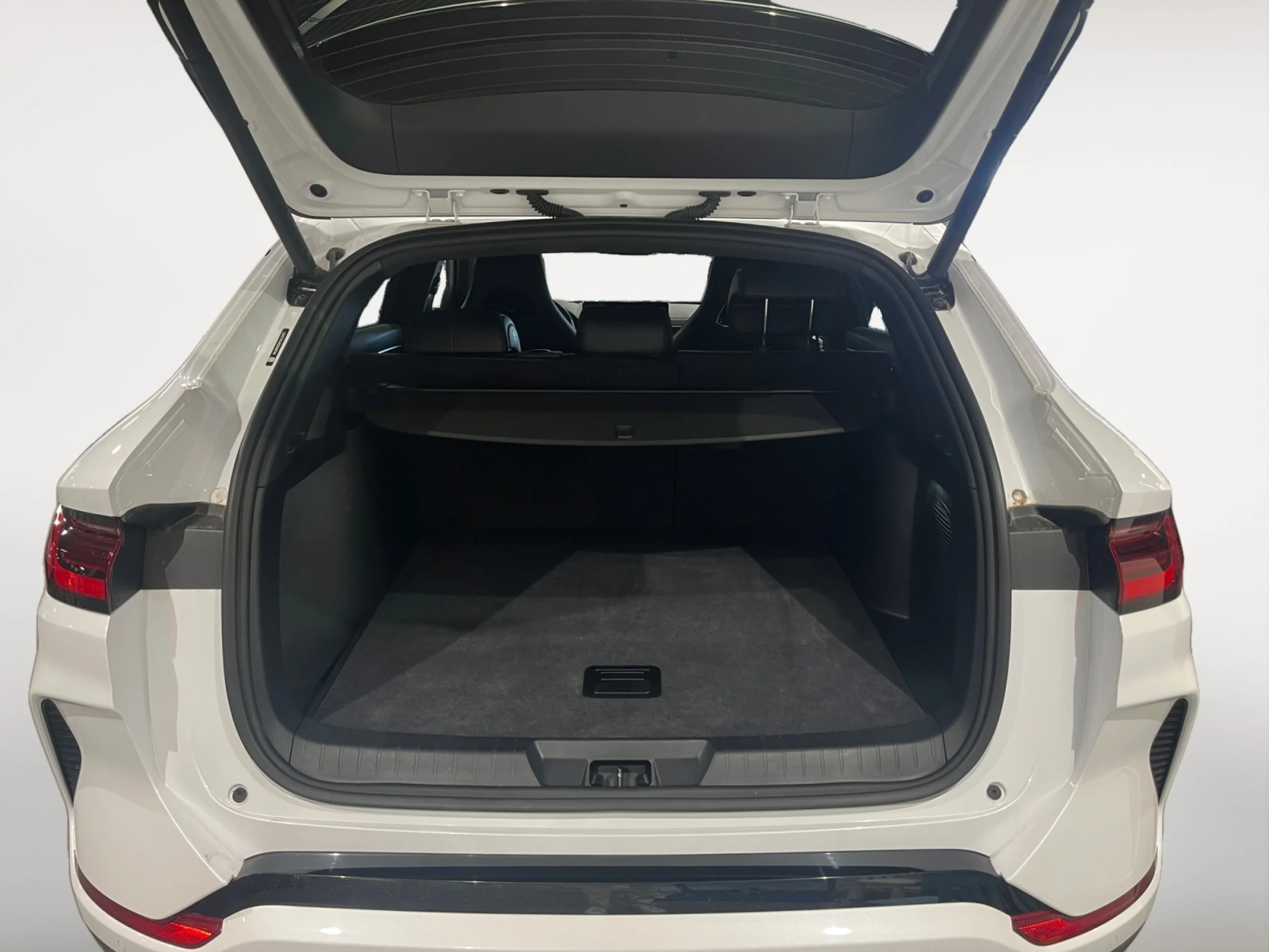 BYD SEAL U 1.5 DM I COMFORT - Foto 8