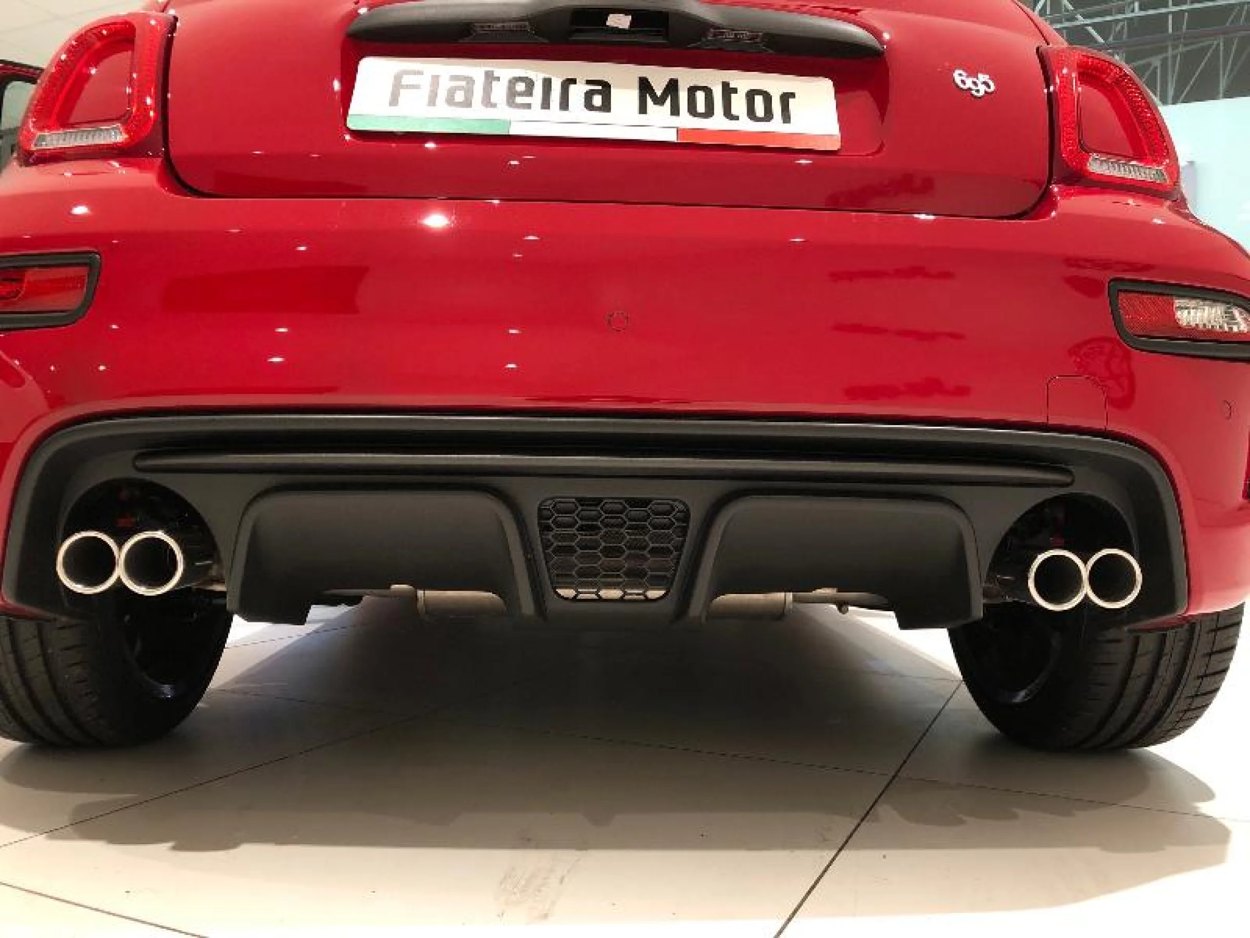 ABARTH 500 695 1.4 16V T JET 132KW (180 CV) - Foto 18