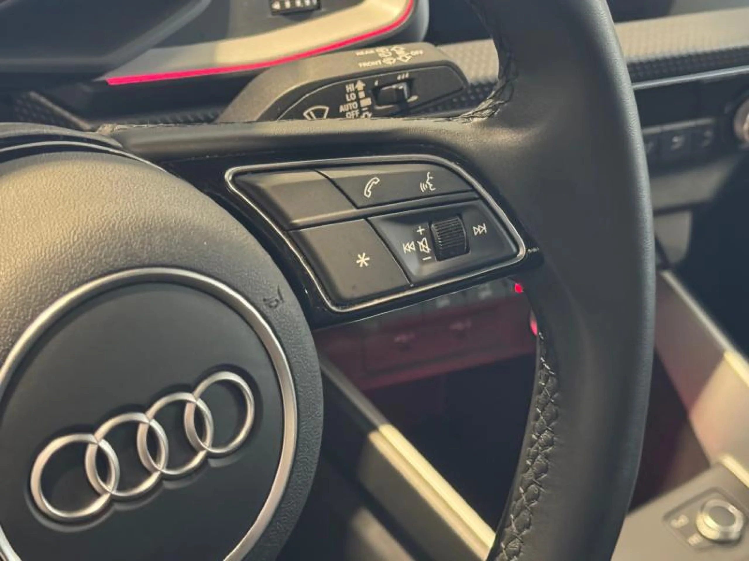 AUDI A1 SPORTBACK ADRENALIN 30 TFSI 85KW S TRON - Foto 9