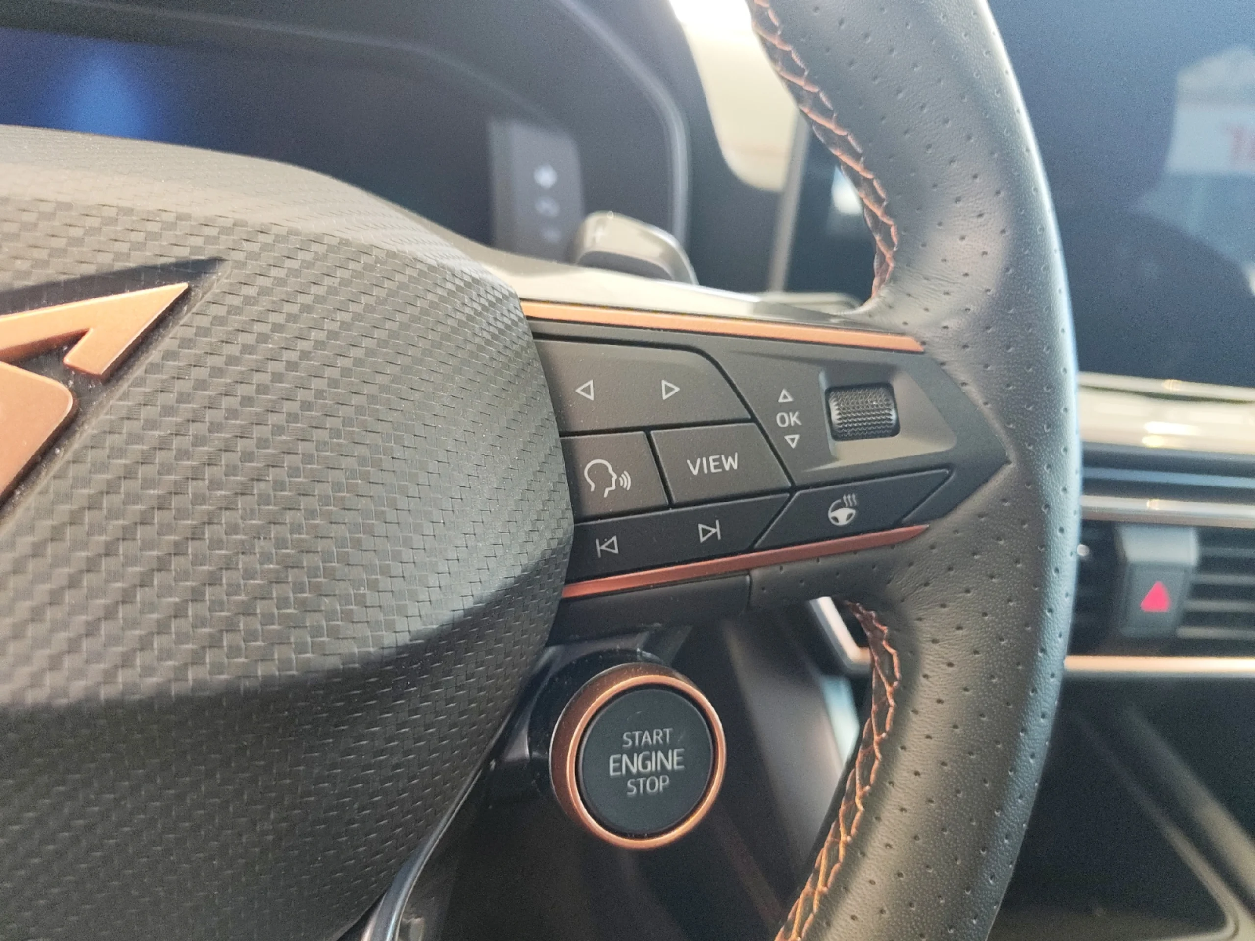 CUPRA LEON 1.5 ETSI 110KW (150CV) DSG - Foto 11