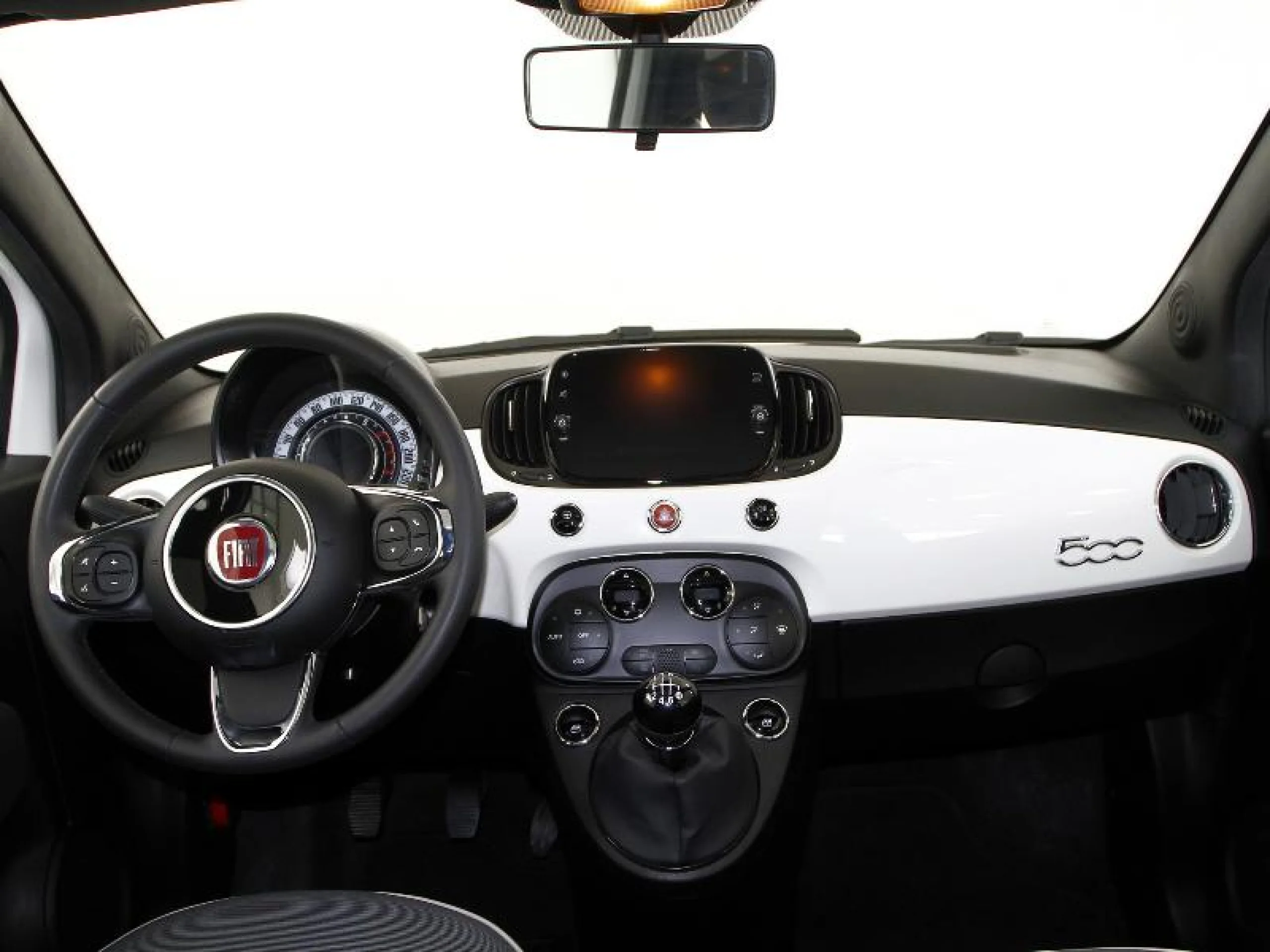 FIAT 500 LOUNGE 1.0 6V GSE 52KW (70 CV) - Foto 16