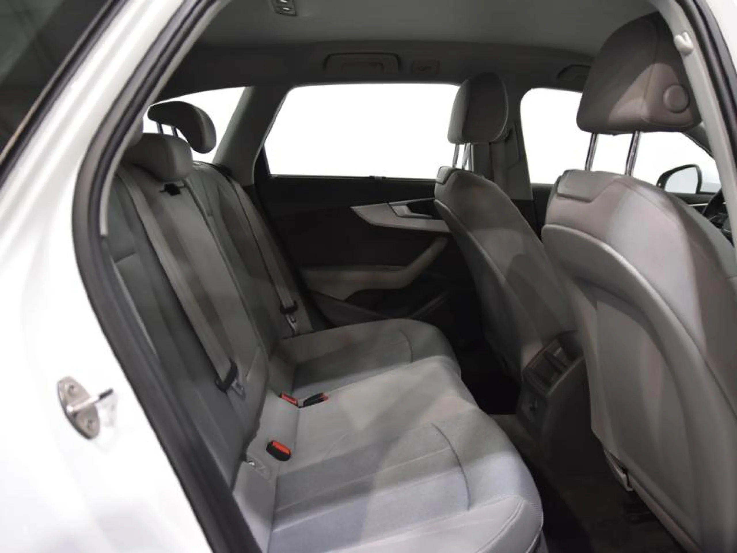 AUDI A4 AVANT 2.0 TDI 150CV S TRONIC ADVANCED ED - Foto 6