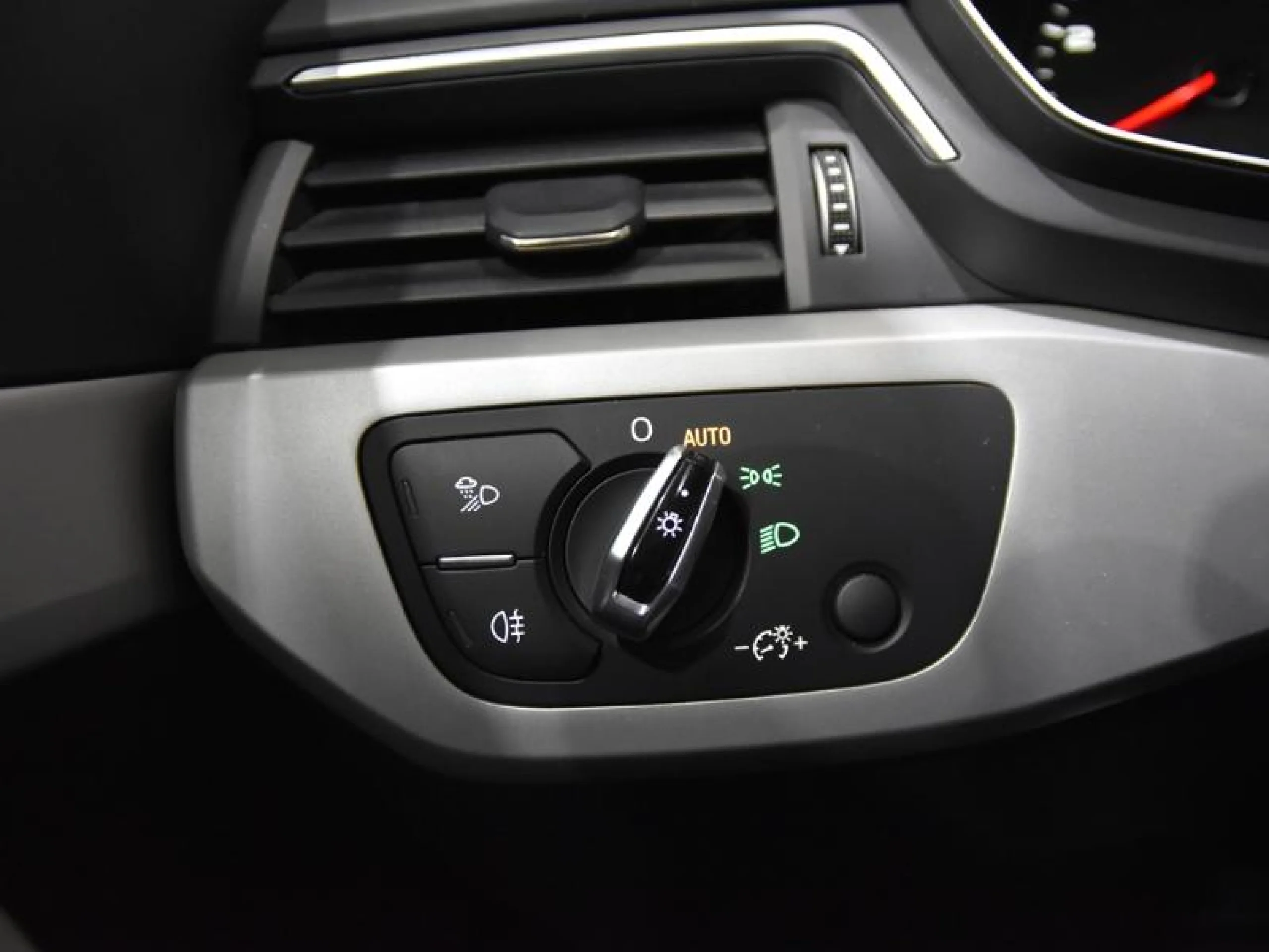 AUDI A4 AVANT 2.0 TDI 150CV S TRONIC ADVANCED ED - Foto 18