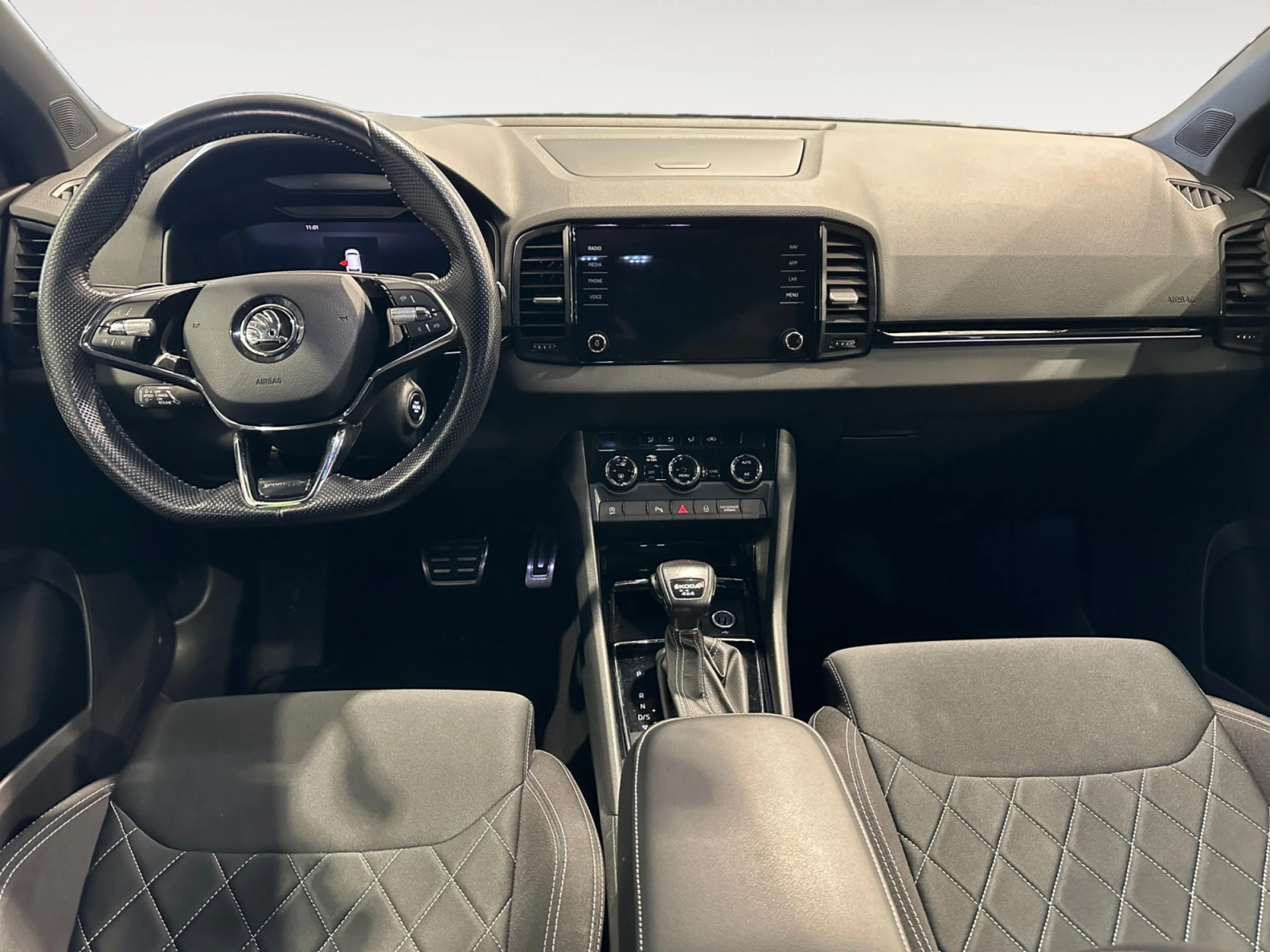 SKODA KAROQ 2.0 TDI 110KW (150CV) DSG 4X4 SPORTLINE - Foto 4