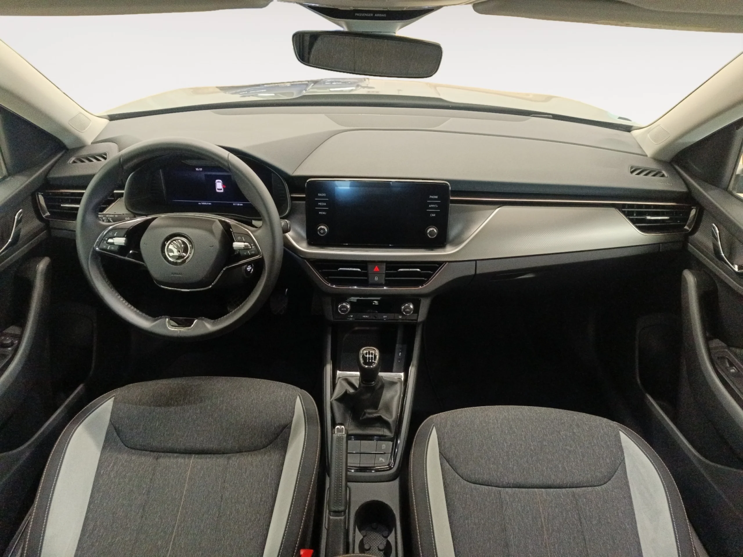 SKODA KAMIQ 1.0 TSI 81KW (110CV) STYLE - Foto 4