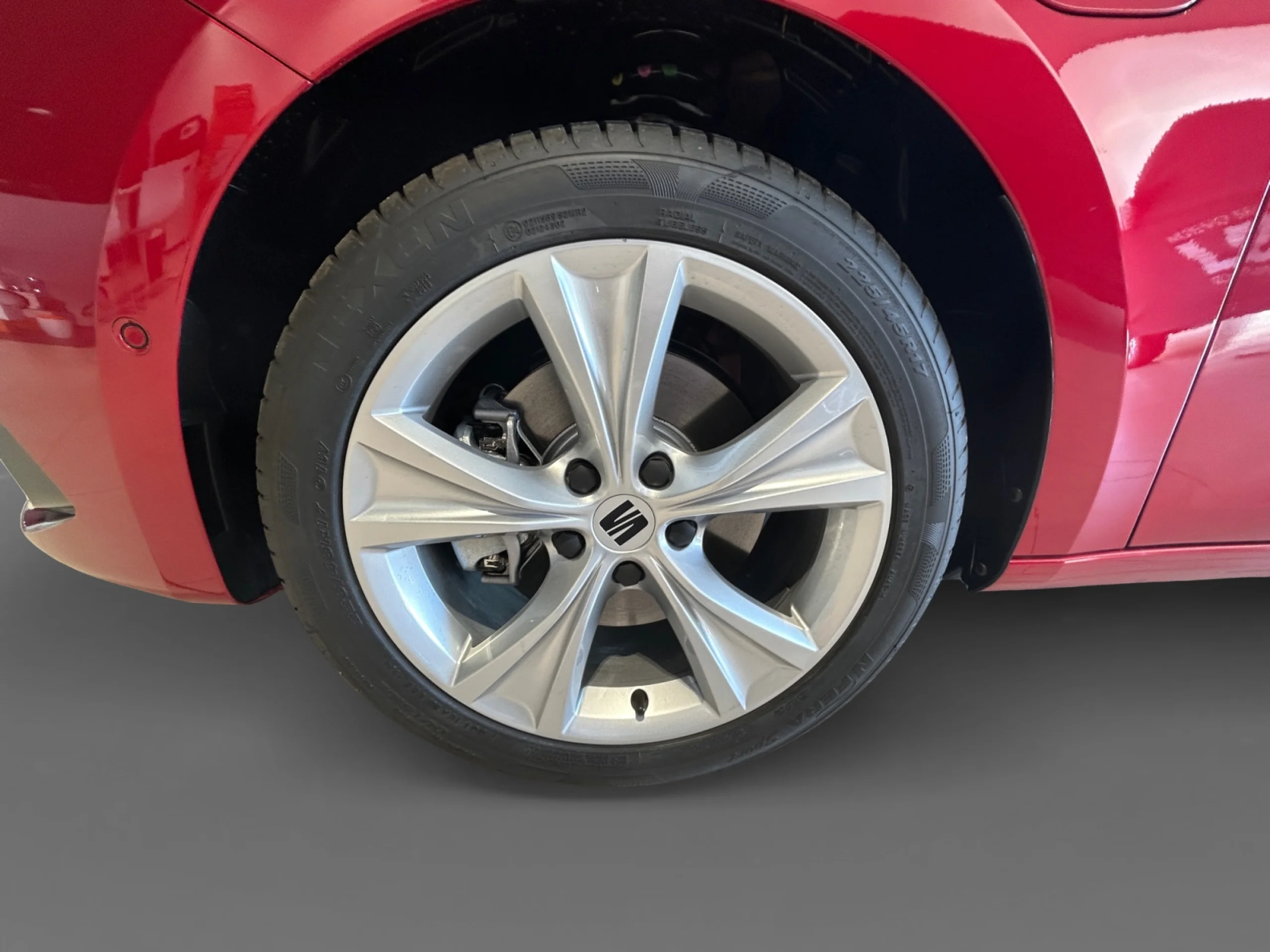 SEAT LEON 1.5 TSI E HYBRID 150KW DSG 6 FR XXL - Foto 9