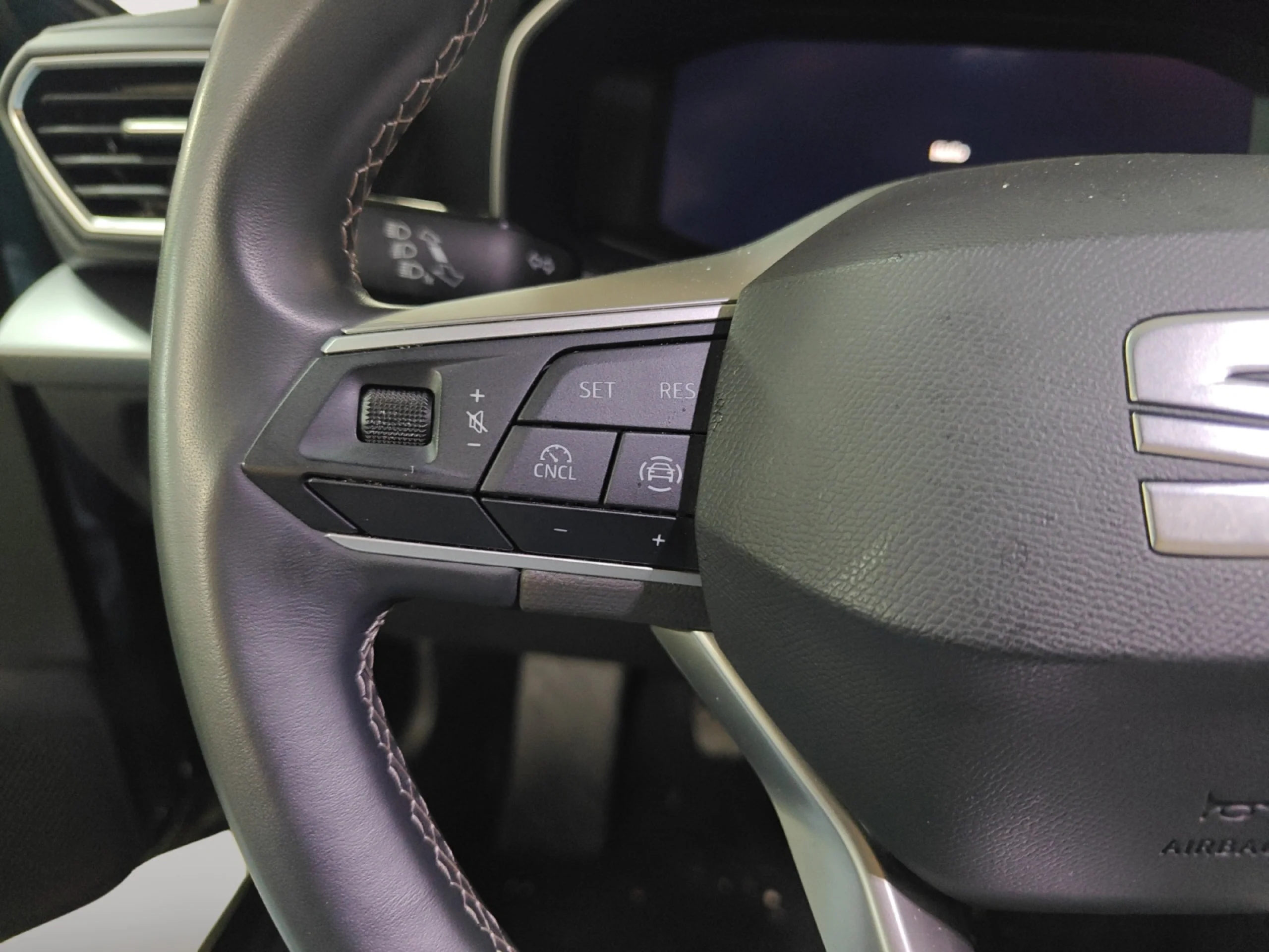 SEAT LEON 1.5 TSI 85KW S&S STYLE 25 ANIVERSARIO - Foto 12