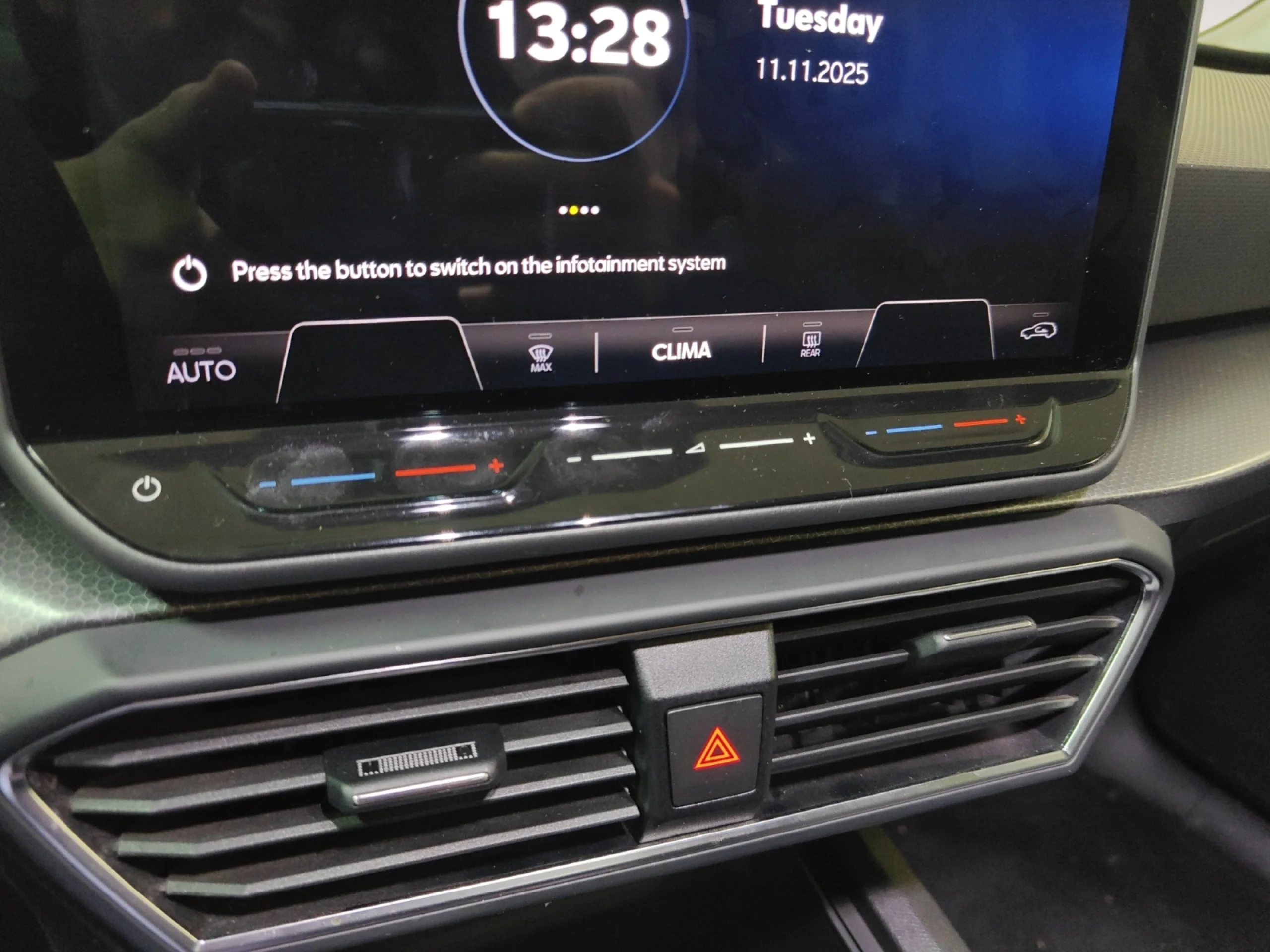 SEAT LEON 1.5 TSI 85KW S&S STYLE 25 ANIVERSARIO - Foto 14