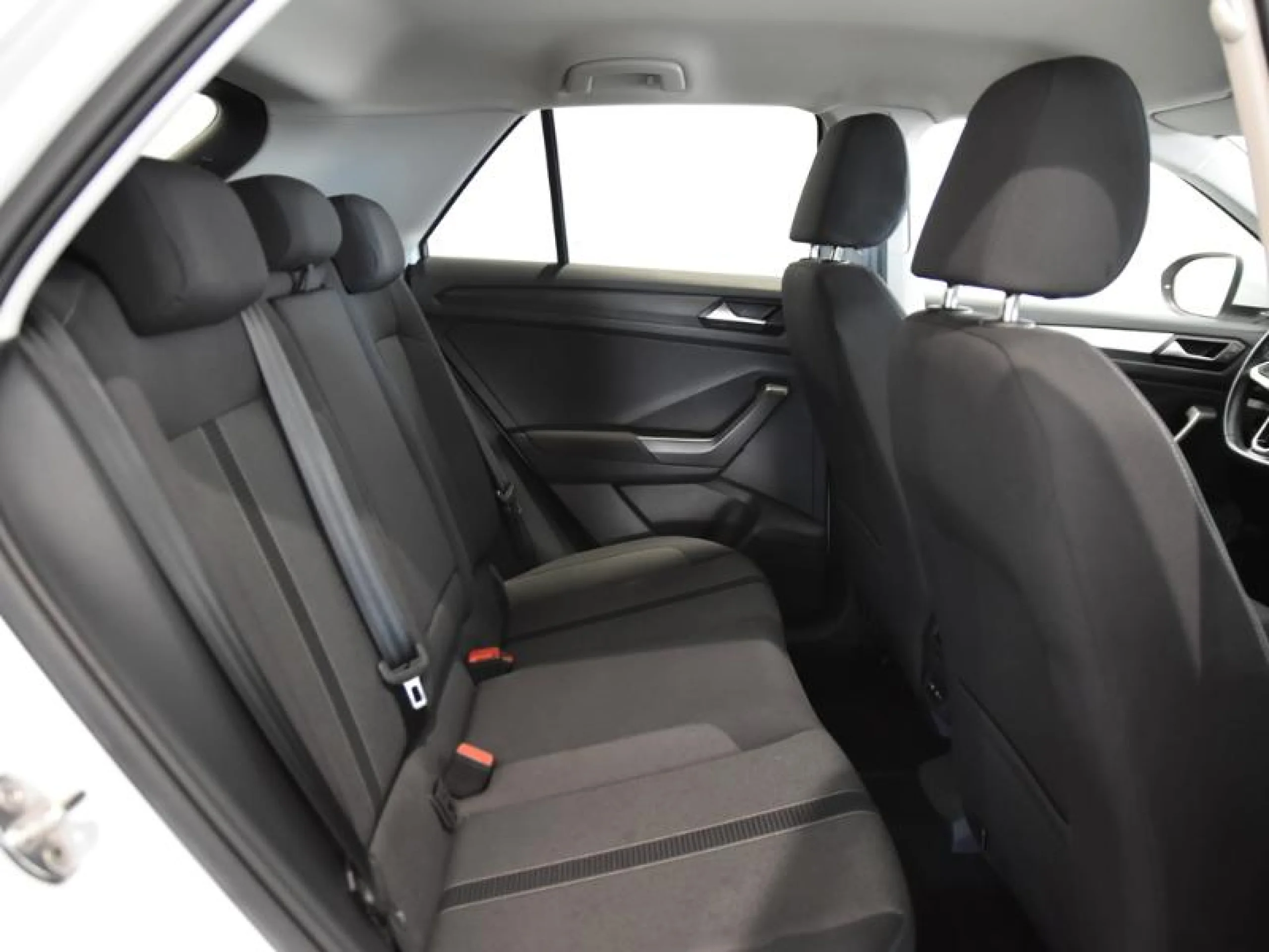 VOLKSWAGEN T ROC LIFE 2.0 TDI 85KW (115CV) - Foto 7