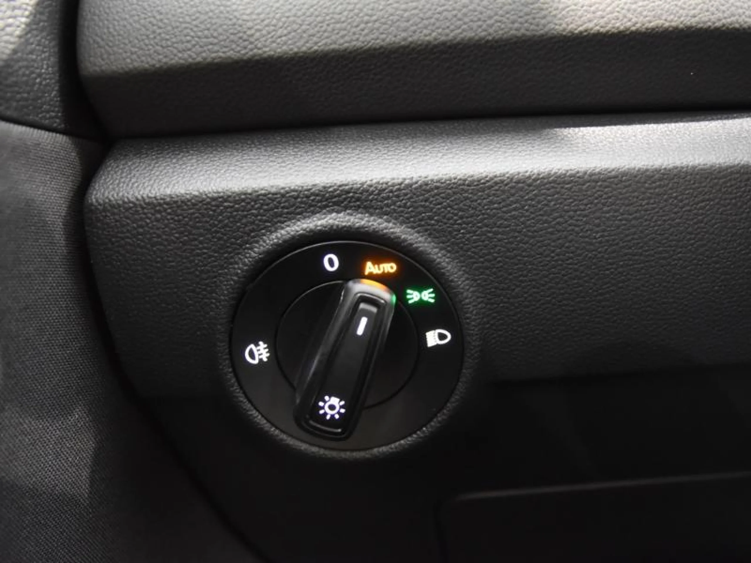 VOLKSWAGEN T ROC LIFE 2.0 TDI 85KW (115CV) - Foto 18