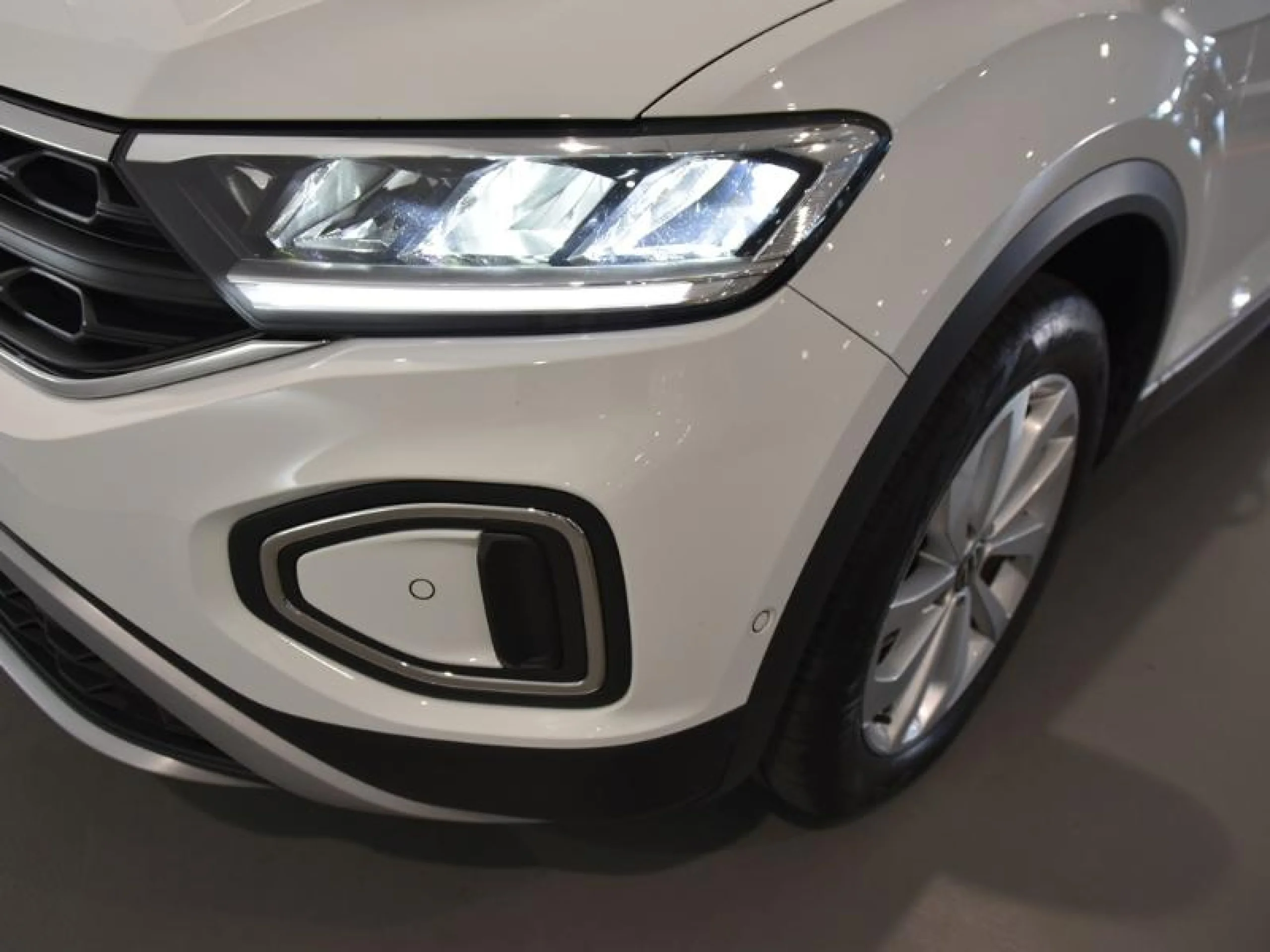 VOLKSWAGEN T ROC LIFE 2.0 TDI 85KW (115CV) - Foto 19