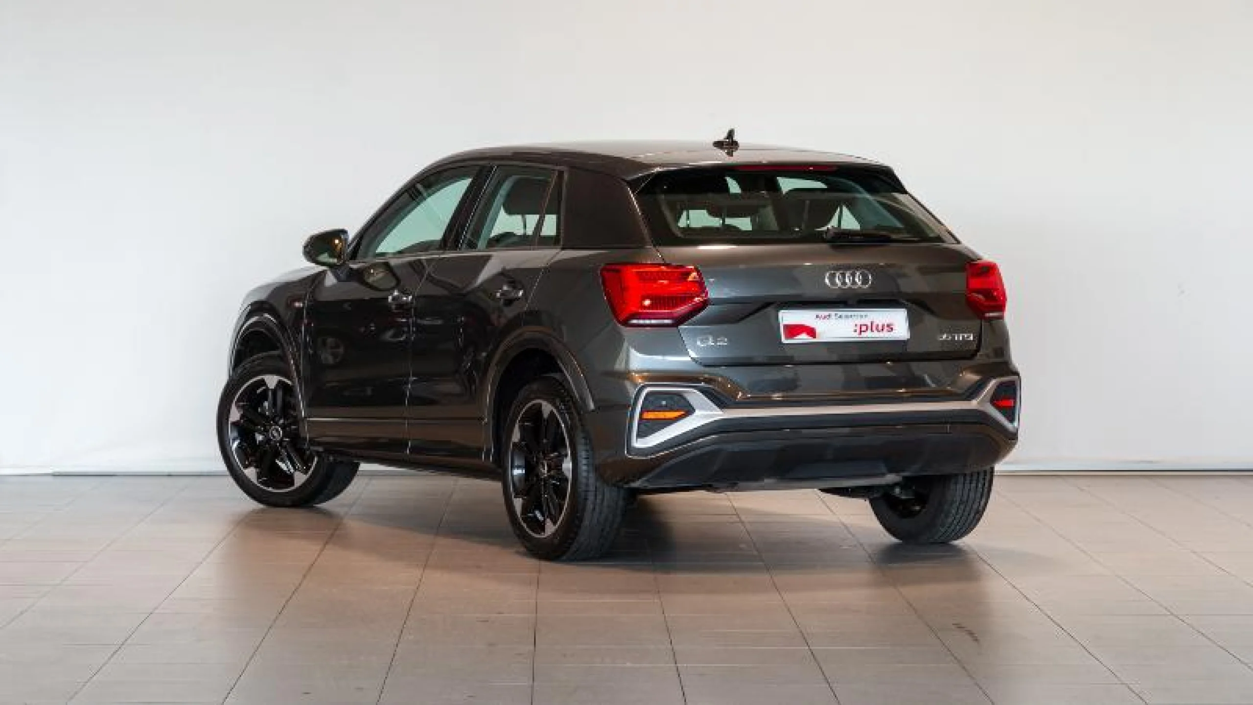 AUDI Q2 BLACK LINE 35 TFSI 110KW S TRONIC - Foto 2