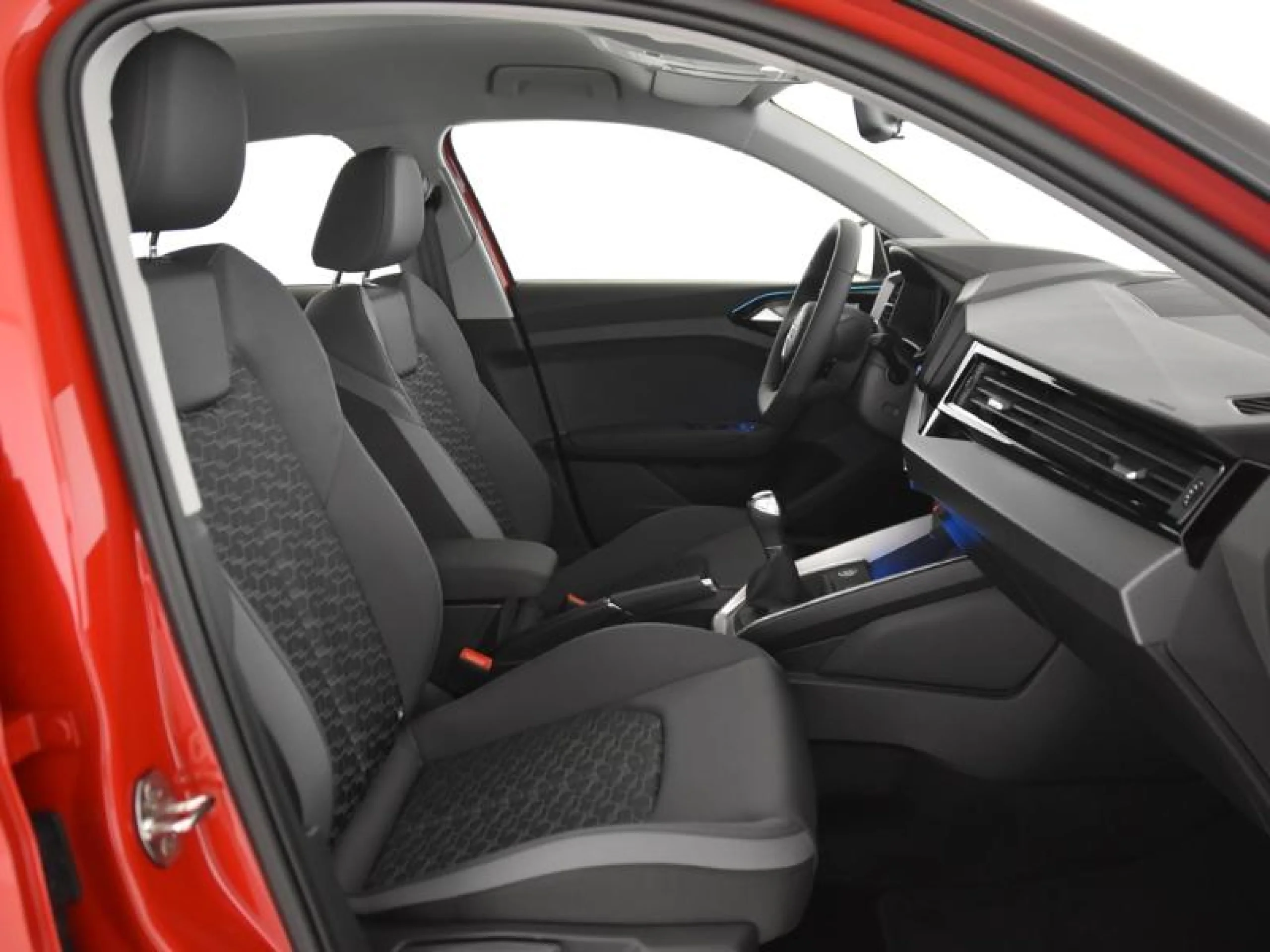 AUDI A1 SPORTBACK ADRENALIN 30 TFSI 85KW S TRON - Foto 6