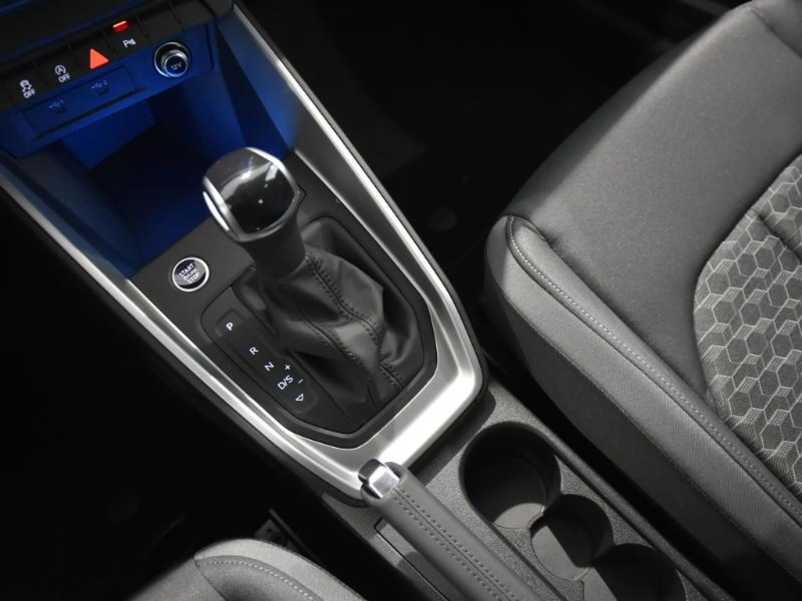 AUDI A1 SPORTBACK ADRENALIN 30 TFSI 85KW S TRON - Foto 10