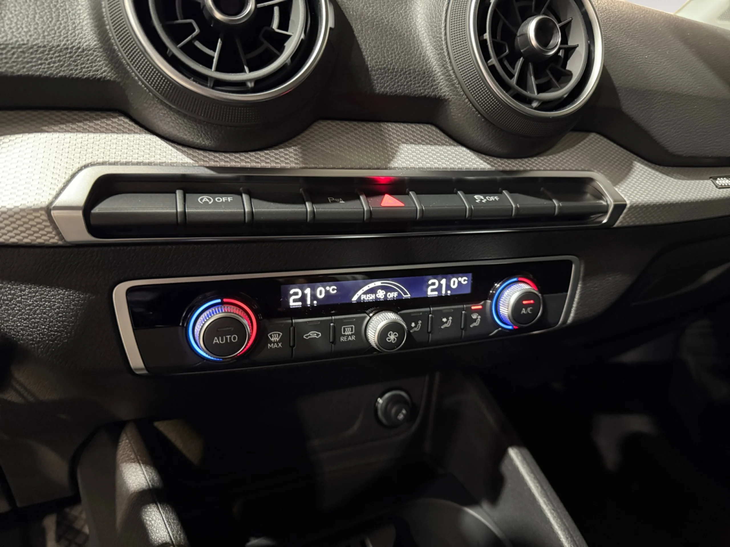 AUDI Q2 ADVANCED 30 TDI 85KW (116CV) - Foto 14