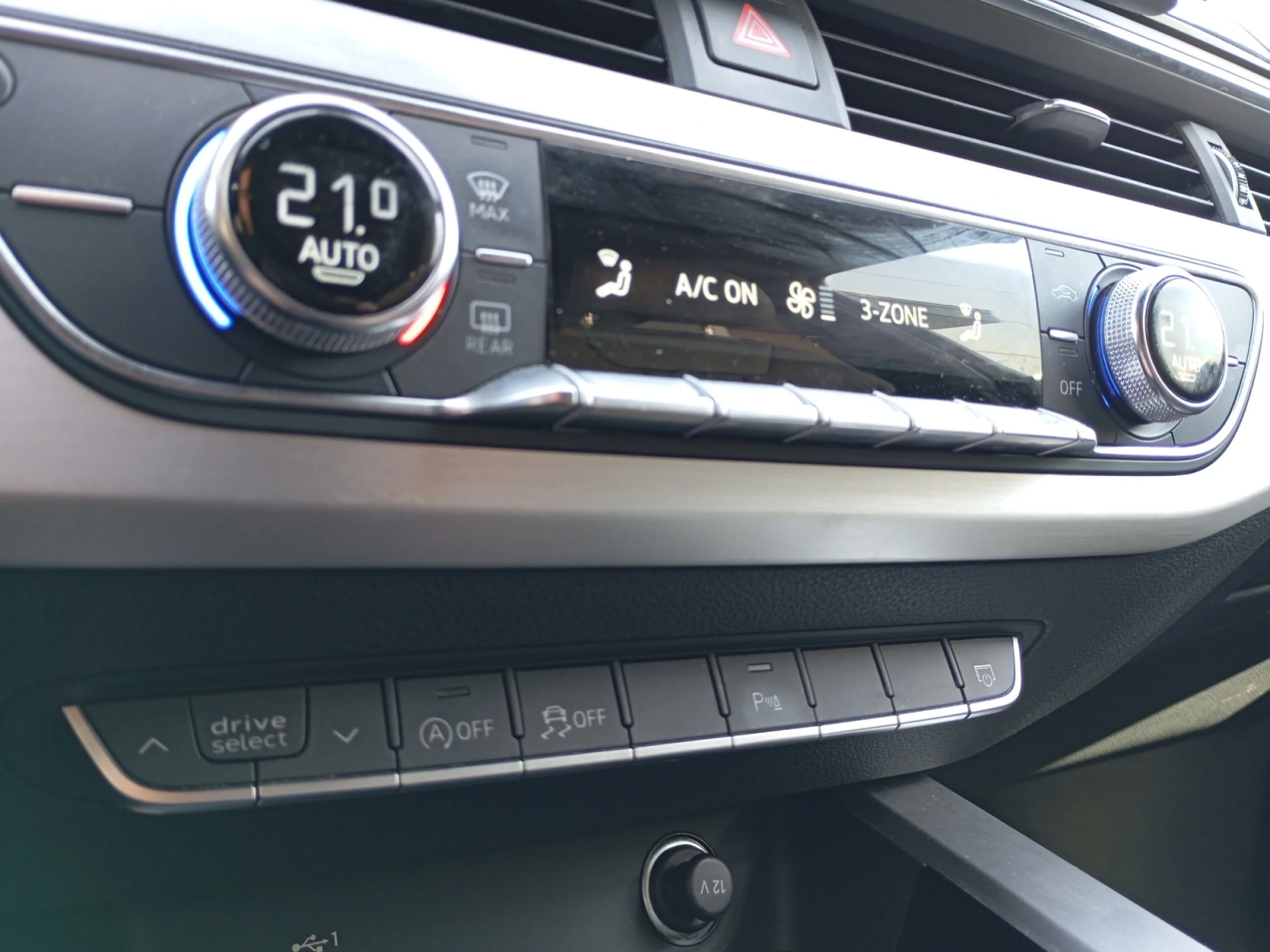 AUDI A4 AVANT S LINE 35 TDI 120KW S TRONIC - Foto 15