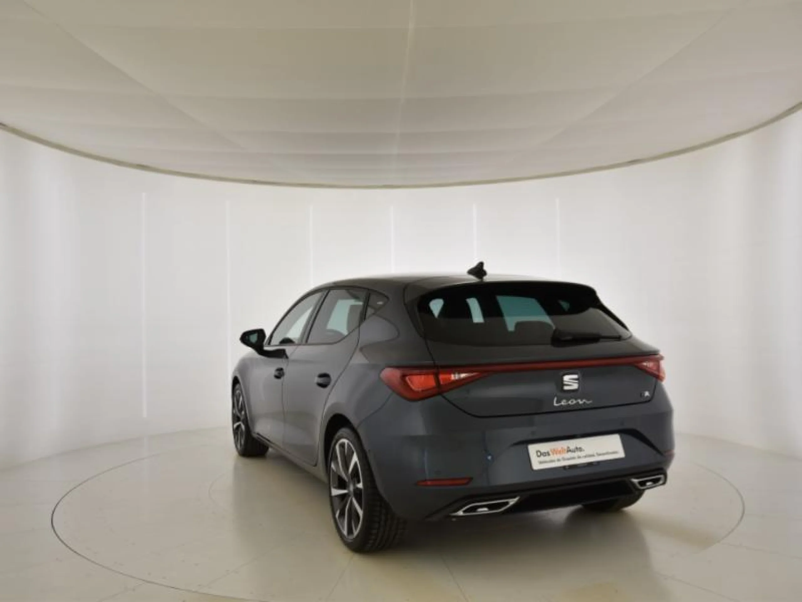 SEAT NUEVO LEON 1.5 TSI 96KW S&S FR - Foto 2