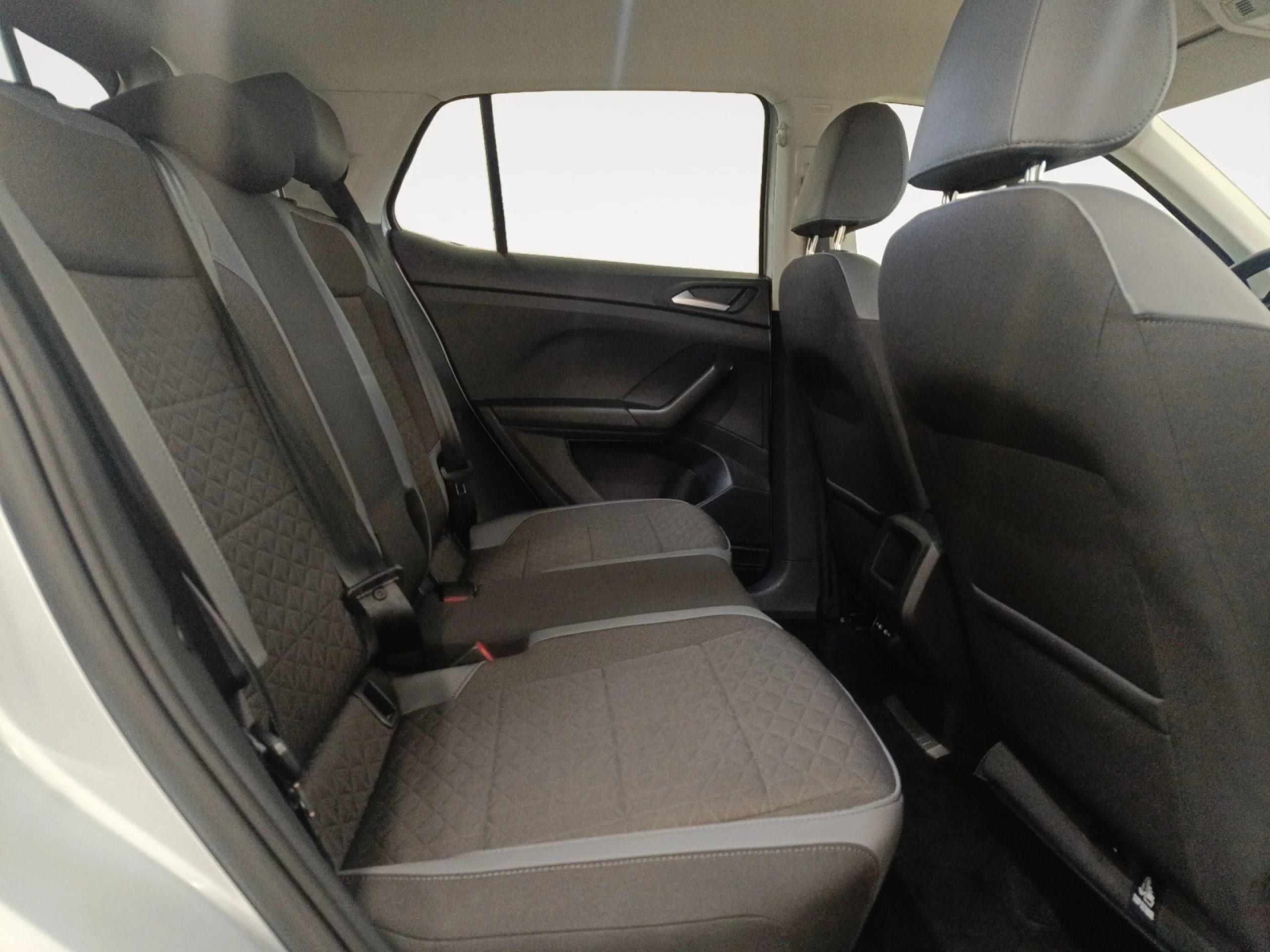VOLKSWAGEN T CROSS SPORT 1.0 TSI 81KW (110CV) DSG - Foto 6