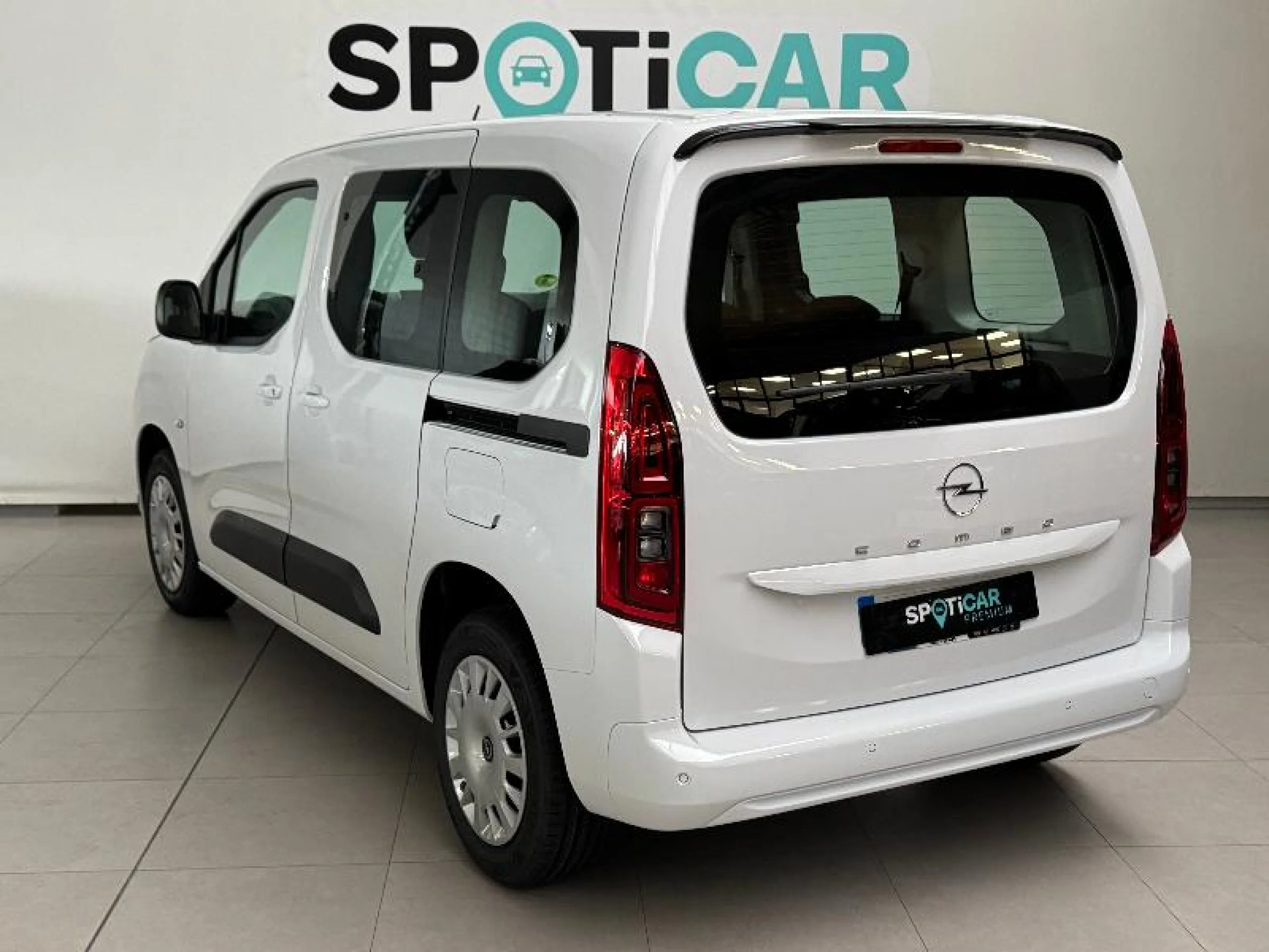 OPEL COMERCIALES COMBO NUEVO COMBO 100 CV 1.5 TD S/S MT6 €6.4 - Foto 7