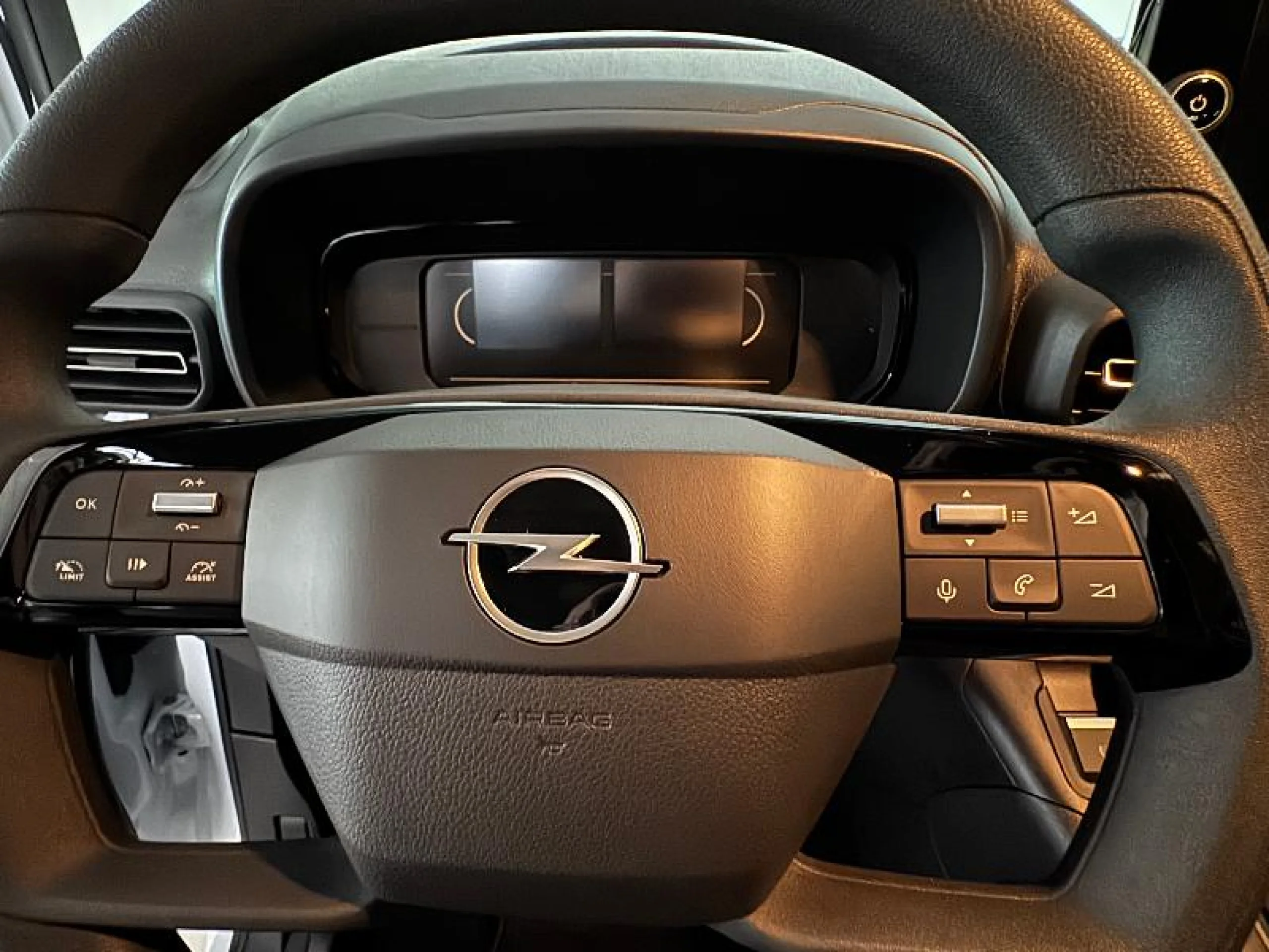 OPEL COMERCIALES COMBO NUEVO COMBO 100 CV 1.5 TD S/S MT6 €6.4 - Foto 14