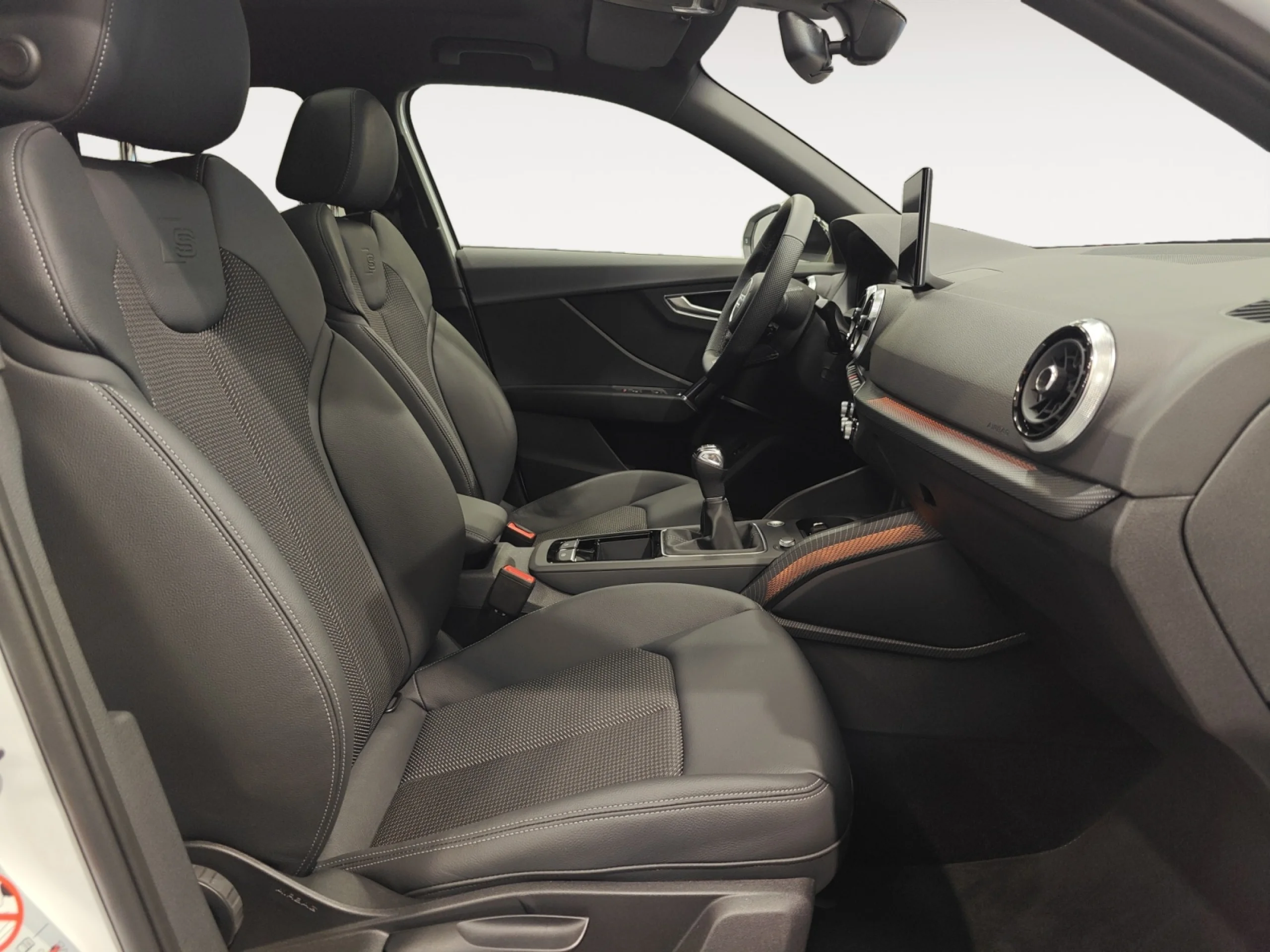 AUDI Q2 ADRENALIN BLACK EDIT 30 TDI 85KW (116CV) - Foto 5