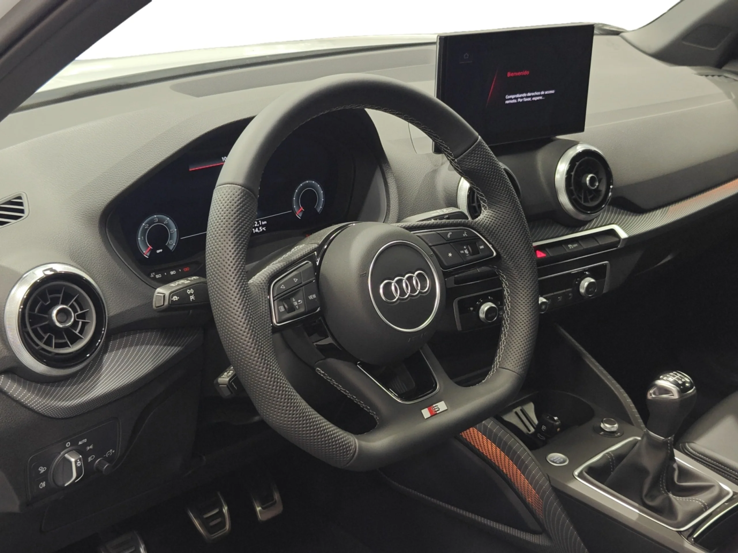 AUDI Q2 ADRENALIN BLACK EDIT 30 TDI 85KW (116CV) - Foto 9