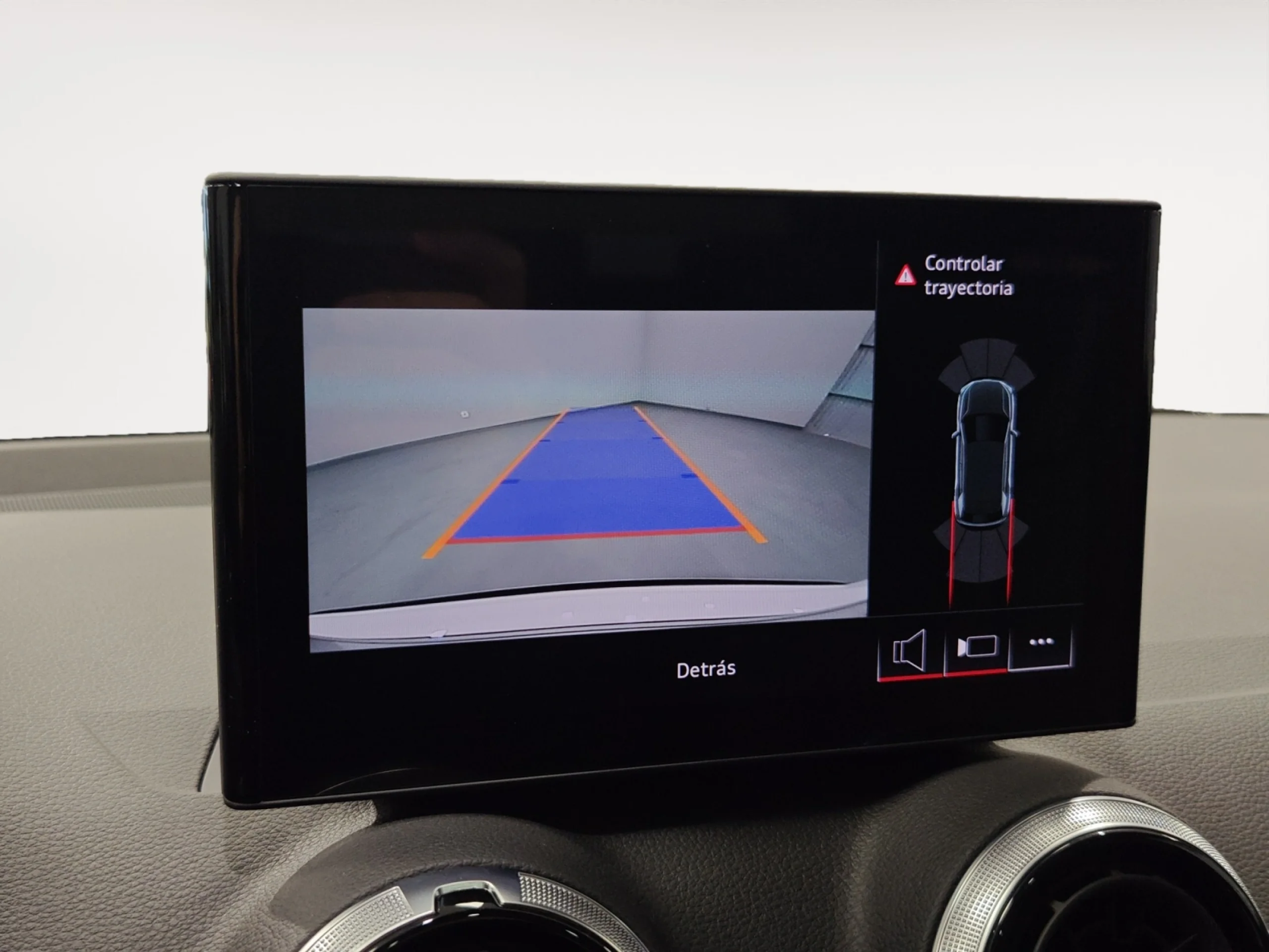 AUDI Q2 ADRENALIN BLACK EDIT 30 TDI 85KW (116CV) - Foto 16