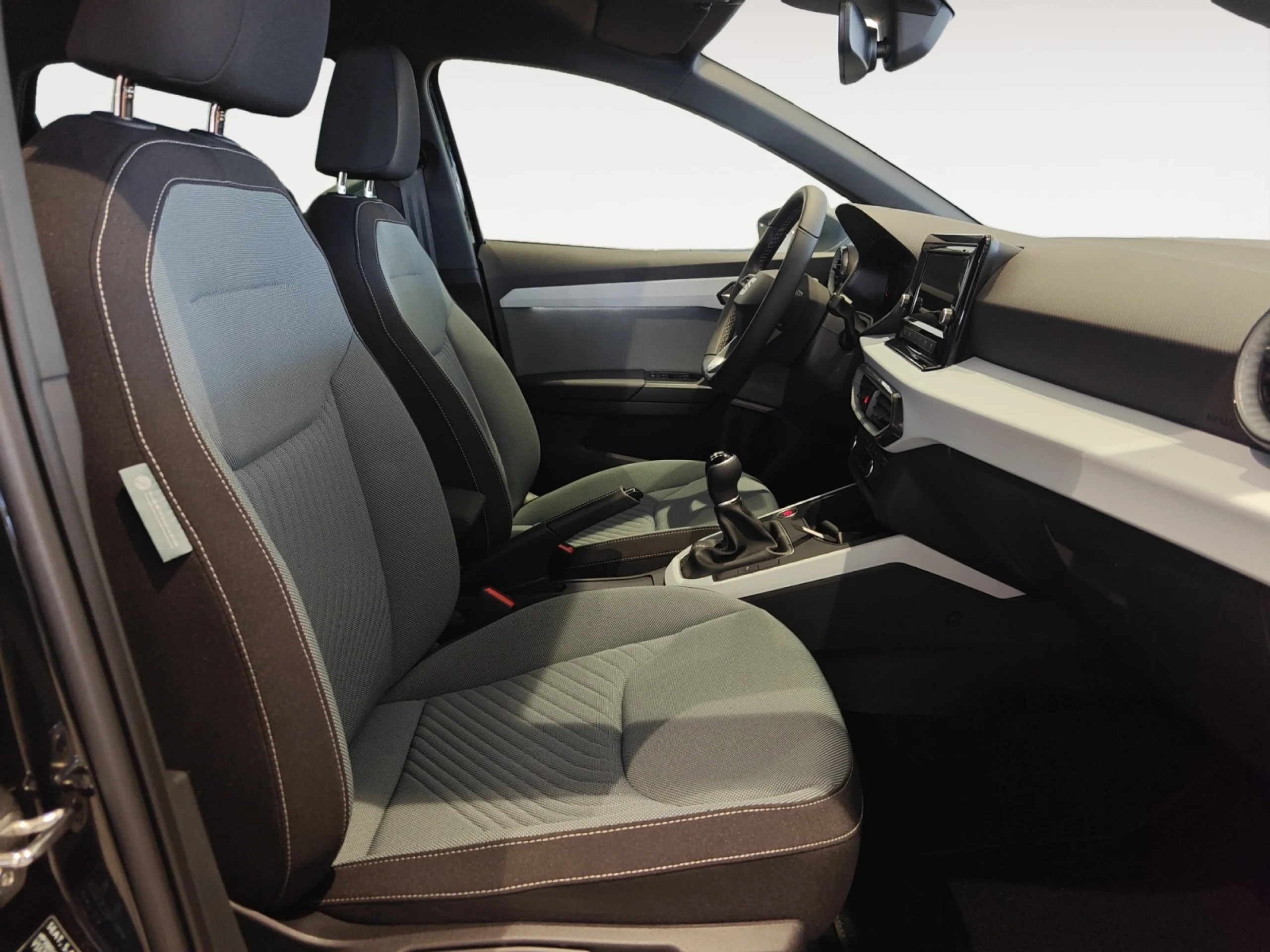 SEAT IBIZA 1.0 TSI 85KW (115CV) SPECIAL EDITION - Foto 5