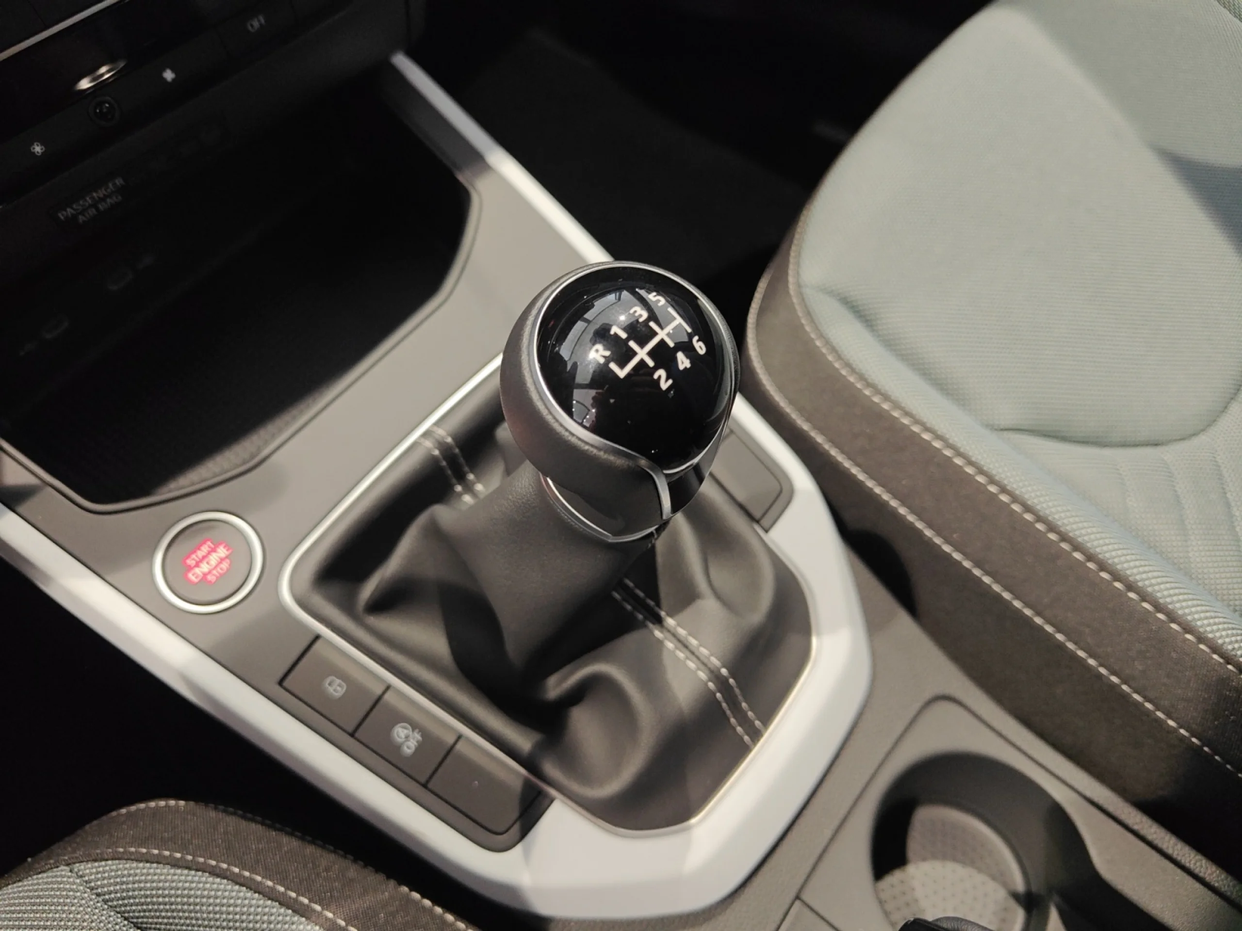 SEAT IBIZA 1.0 TSI 85KW (115CV) SPECIAL EDITION - Foto 11