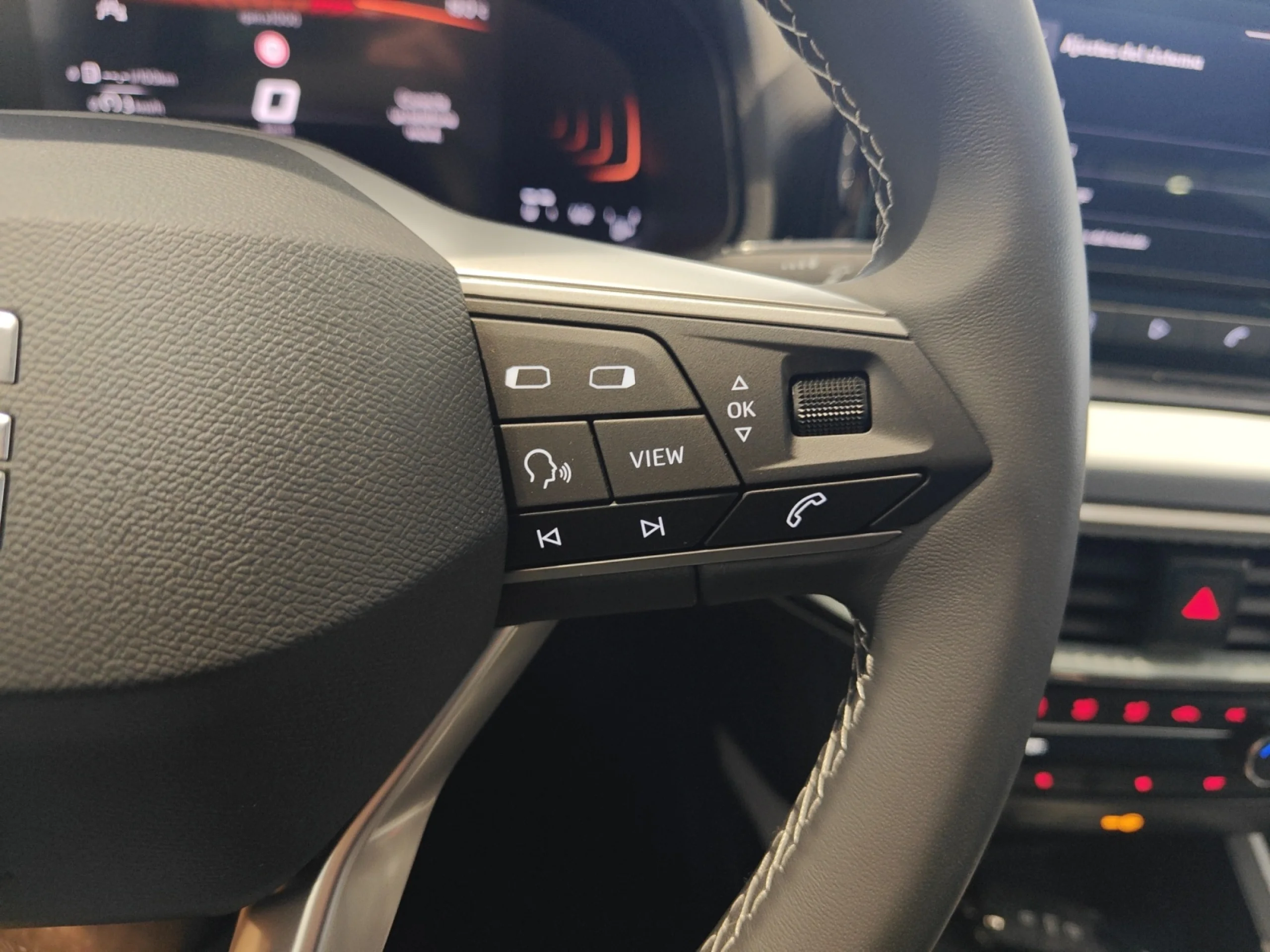 SEAT IBIZA 1.0 TSI 85KW (115CV) SPECIAL EDITION - Foto 13