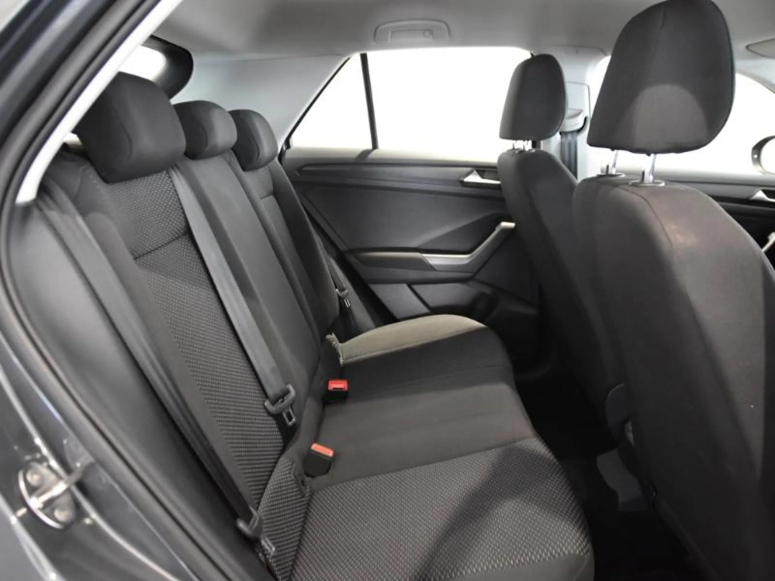 VOLKSWAGEN T ROC T ROC 2.0 TDI 85KW (116CV) - Foto 6