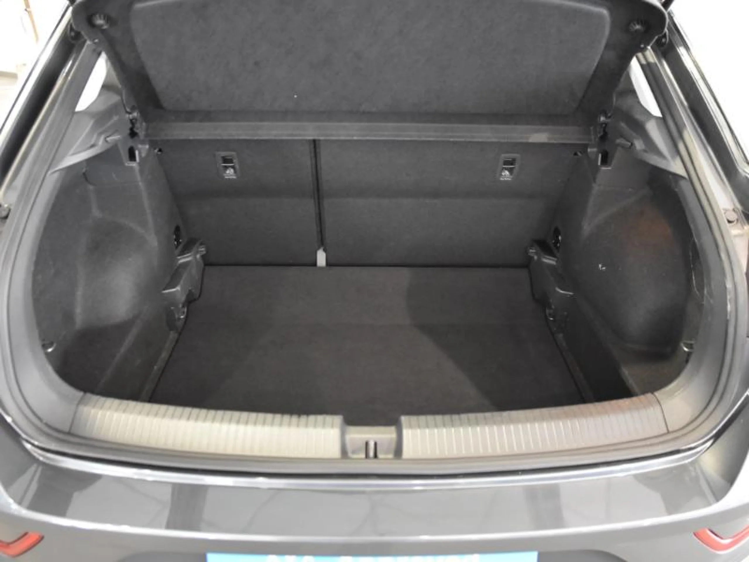 VOLKSWAGEN T ROC T ROC 2.0 TDI 85KW (116CV) - Foto 7