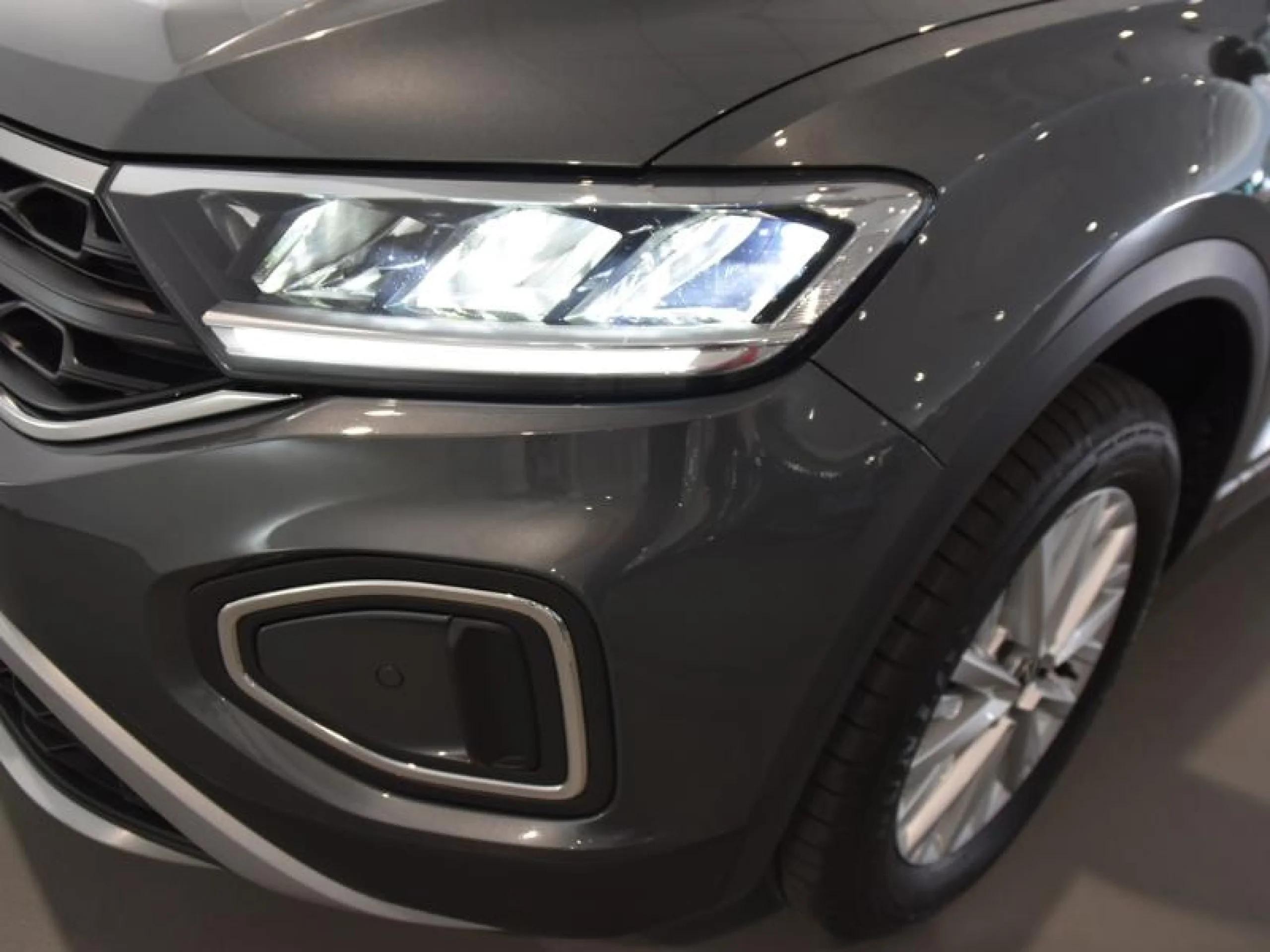VOLKSWAGEN T ROC T ROC 2.0 TDI 85KW (116CV) - Foto 16