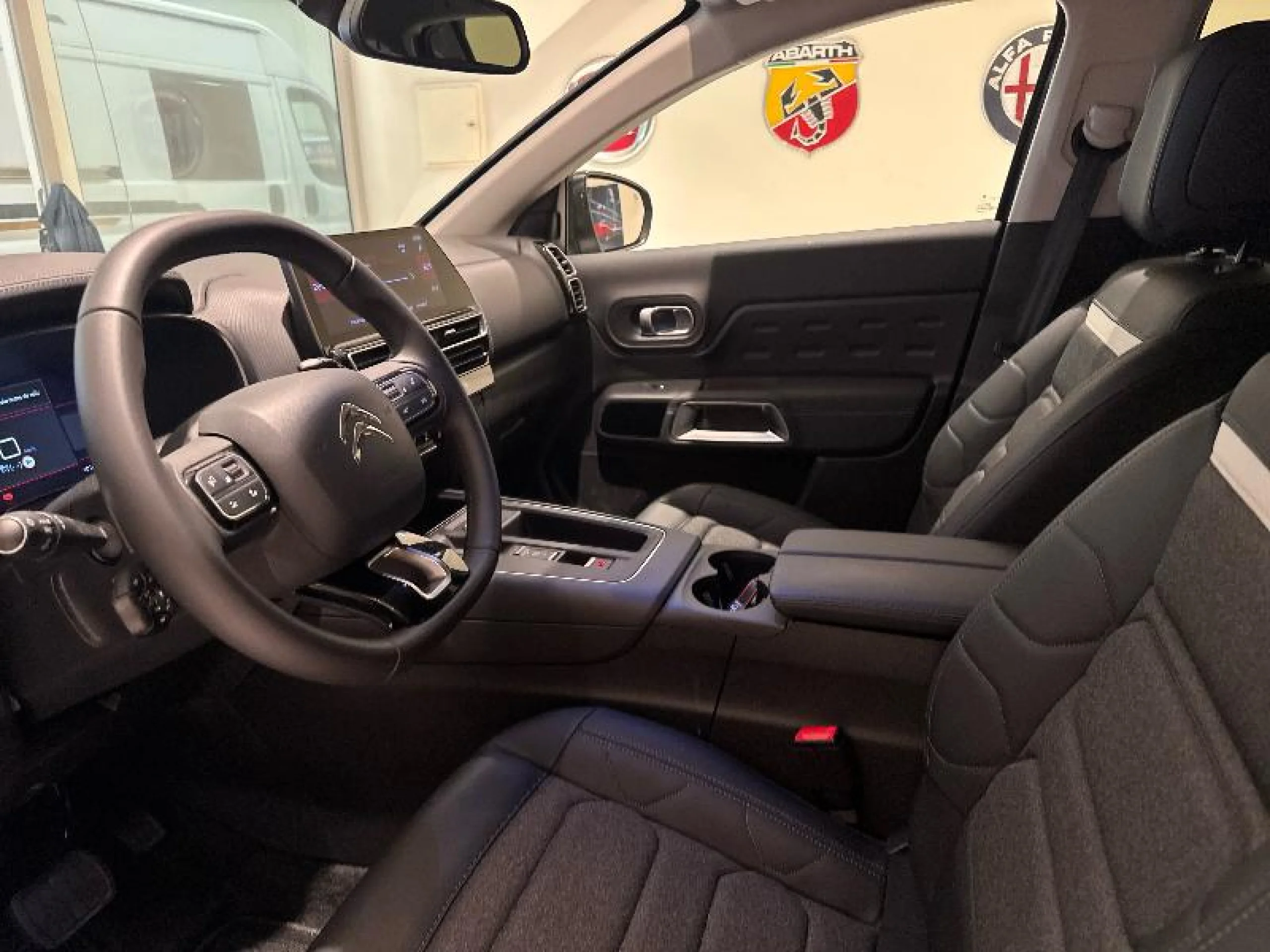 CITROEN C5 AIRCROSS C5 AIRCROSS BLUEHDI 130 S&S EAT8 PLUS (SOLO STOCK) - Foto 4