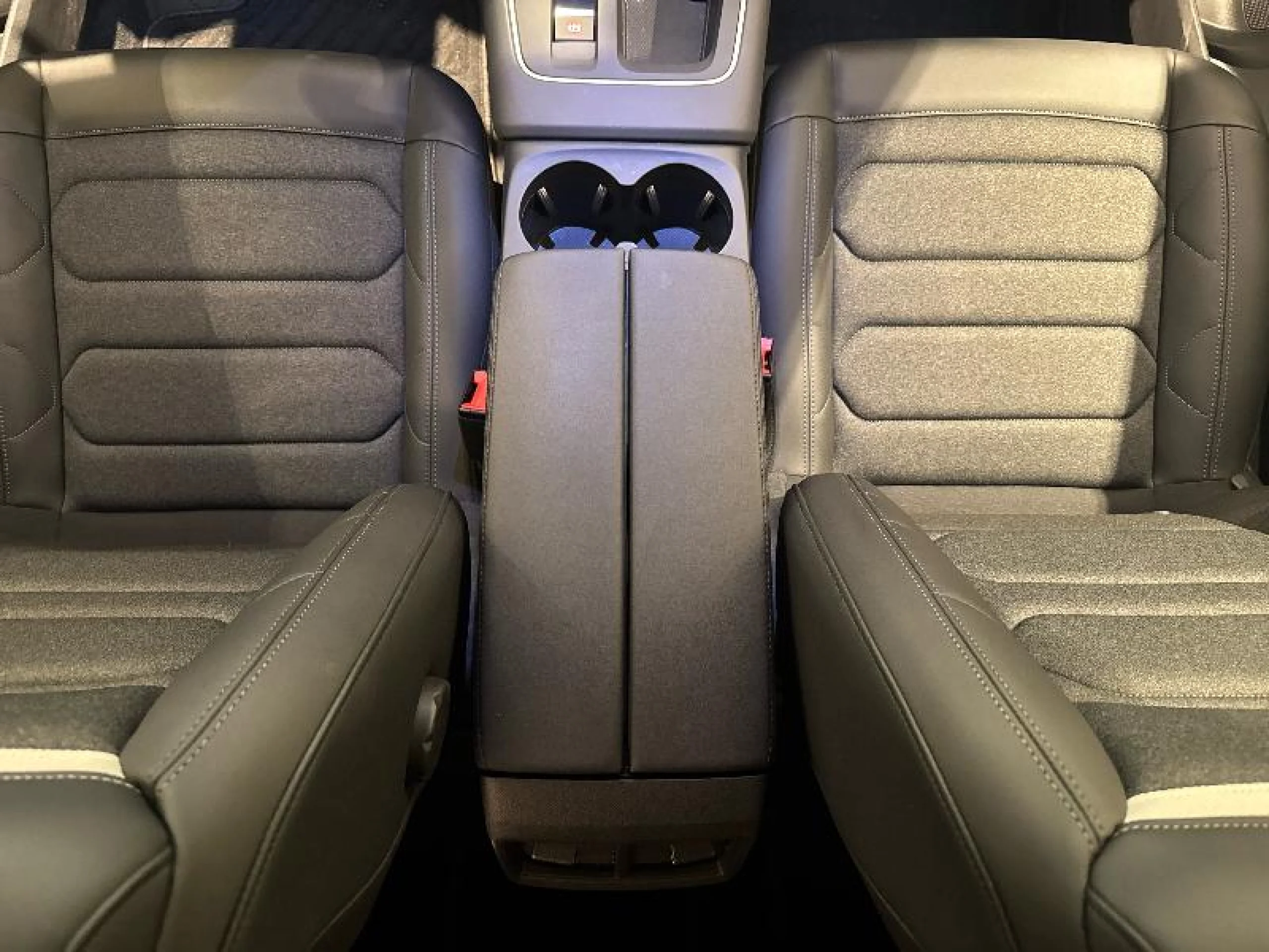 CITROEN C5 AIRCROSS C5 AIRCROSS BLUEHDI 130 S&S EAT8 PLUS (SOLO STOCK) - Foto 23