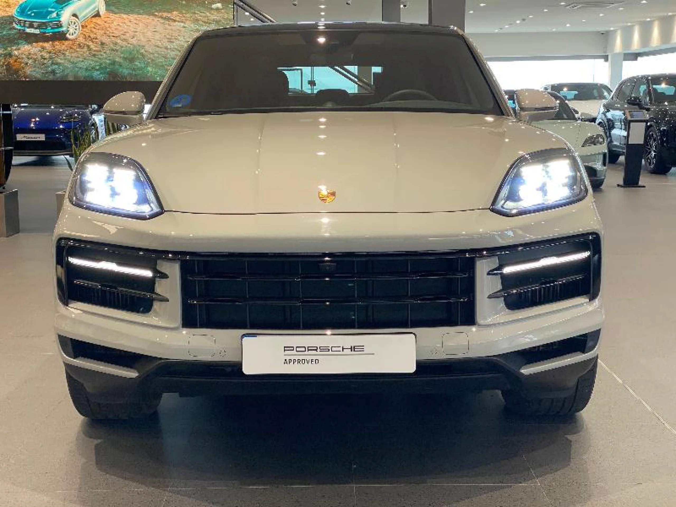 PORSCHE CAYENNE COUPE E HYBRID - Foto 8