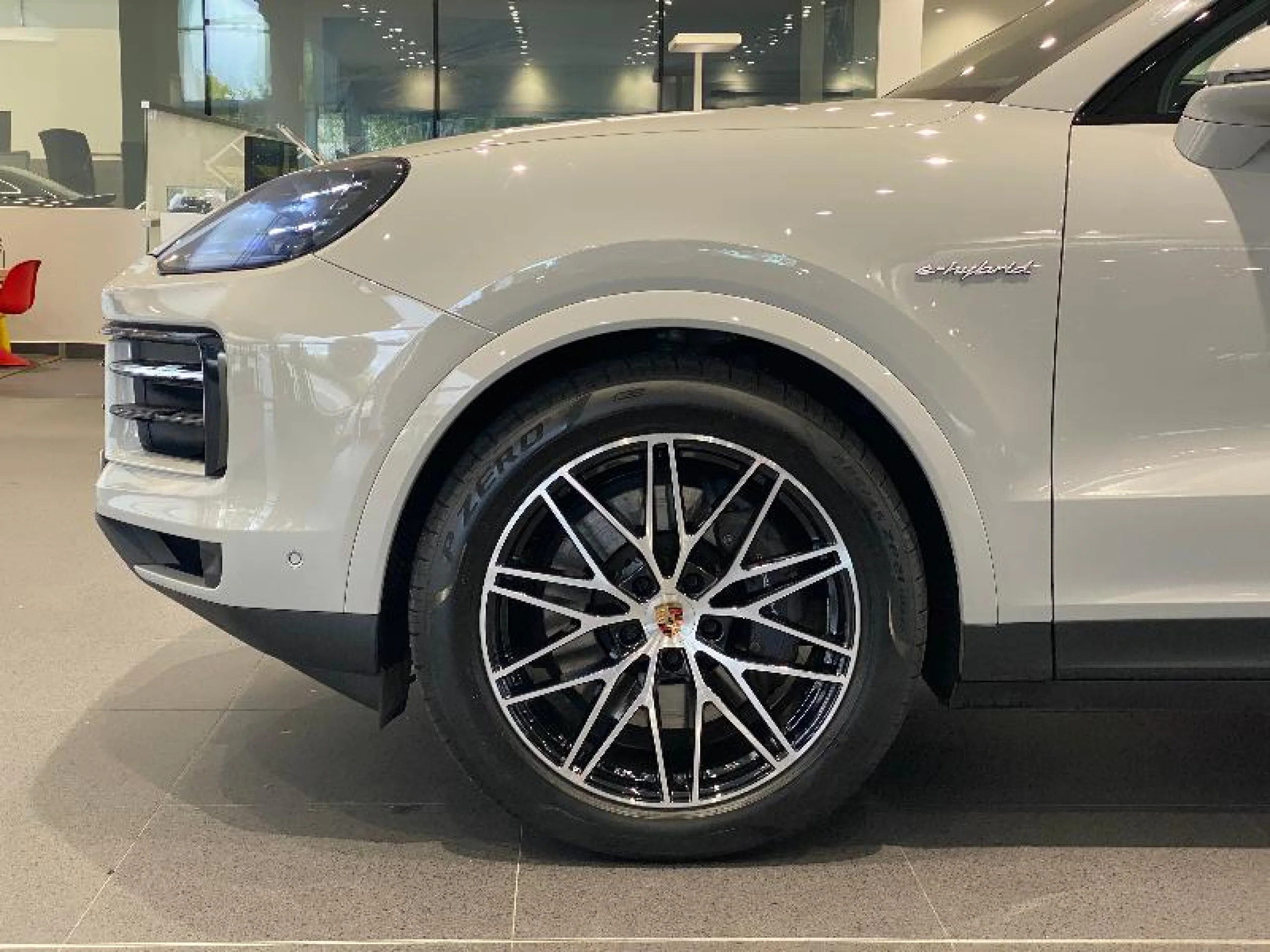 PORSCHE CAYENNE COUPE E HYBRID - Foto 11