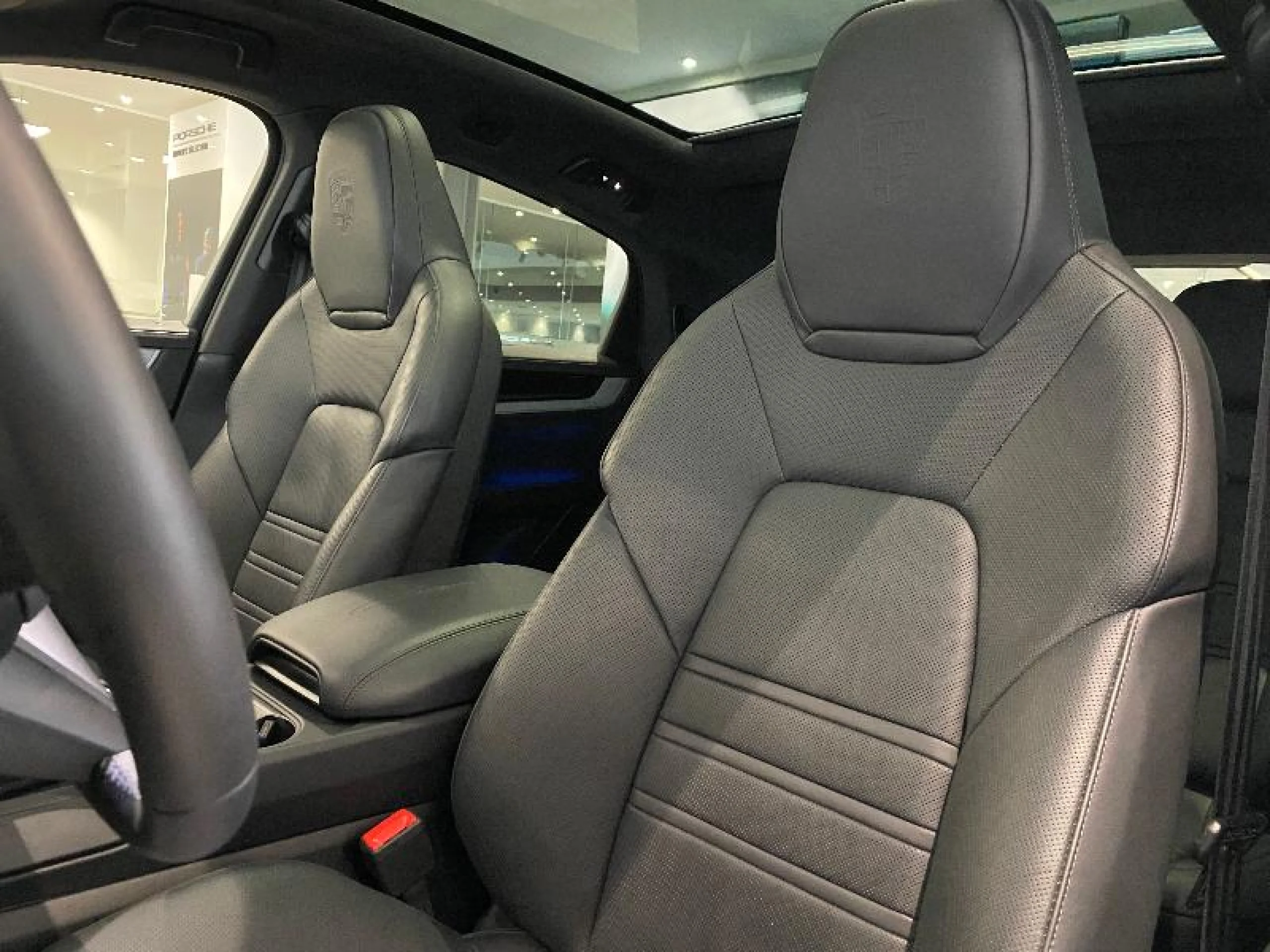 PORSCHE CAYENNE COUPE E HYBRID - Foto 14