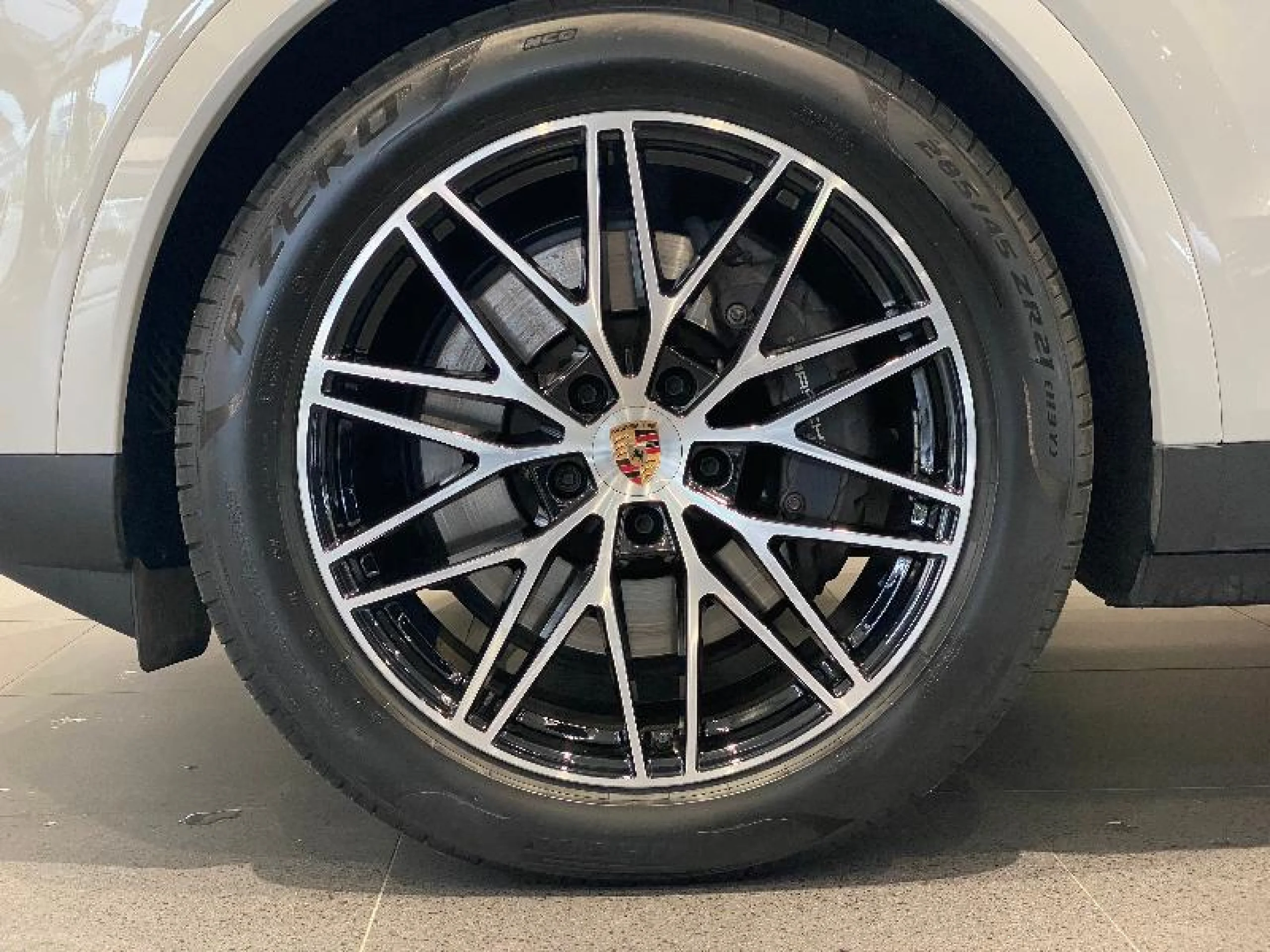 PORSCHE CAYENNE COUPE E HYBRID - Foto 21