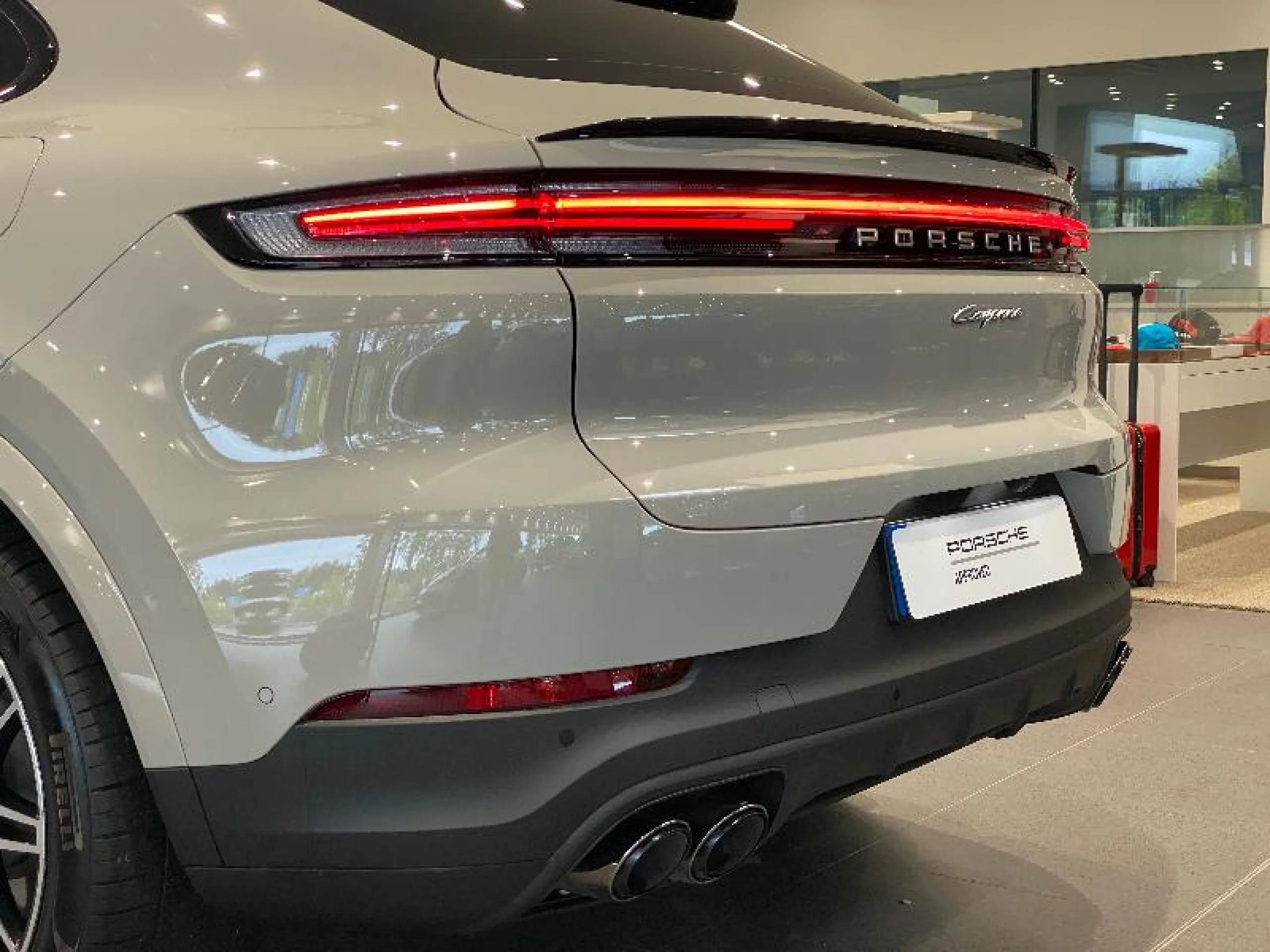 PORSCHE CAYENNE COUPE E HYBRID - Foto 27