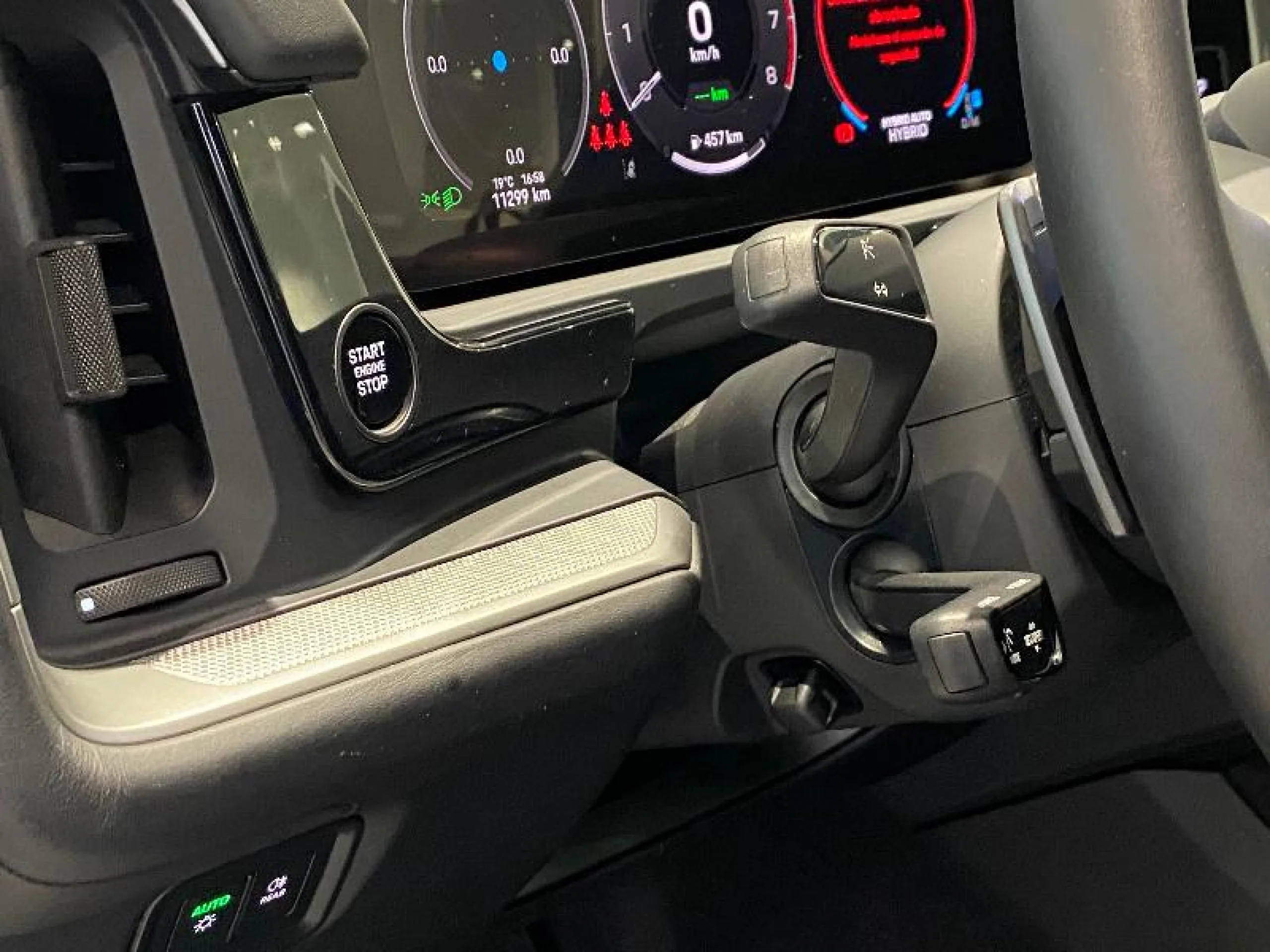 PORSCHE CAYENNE COUPE E HYBRID - Foto 34