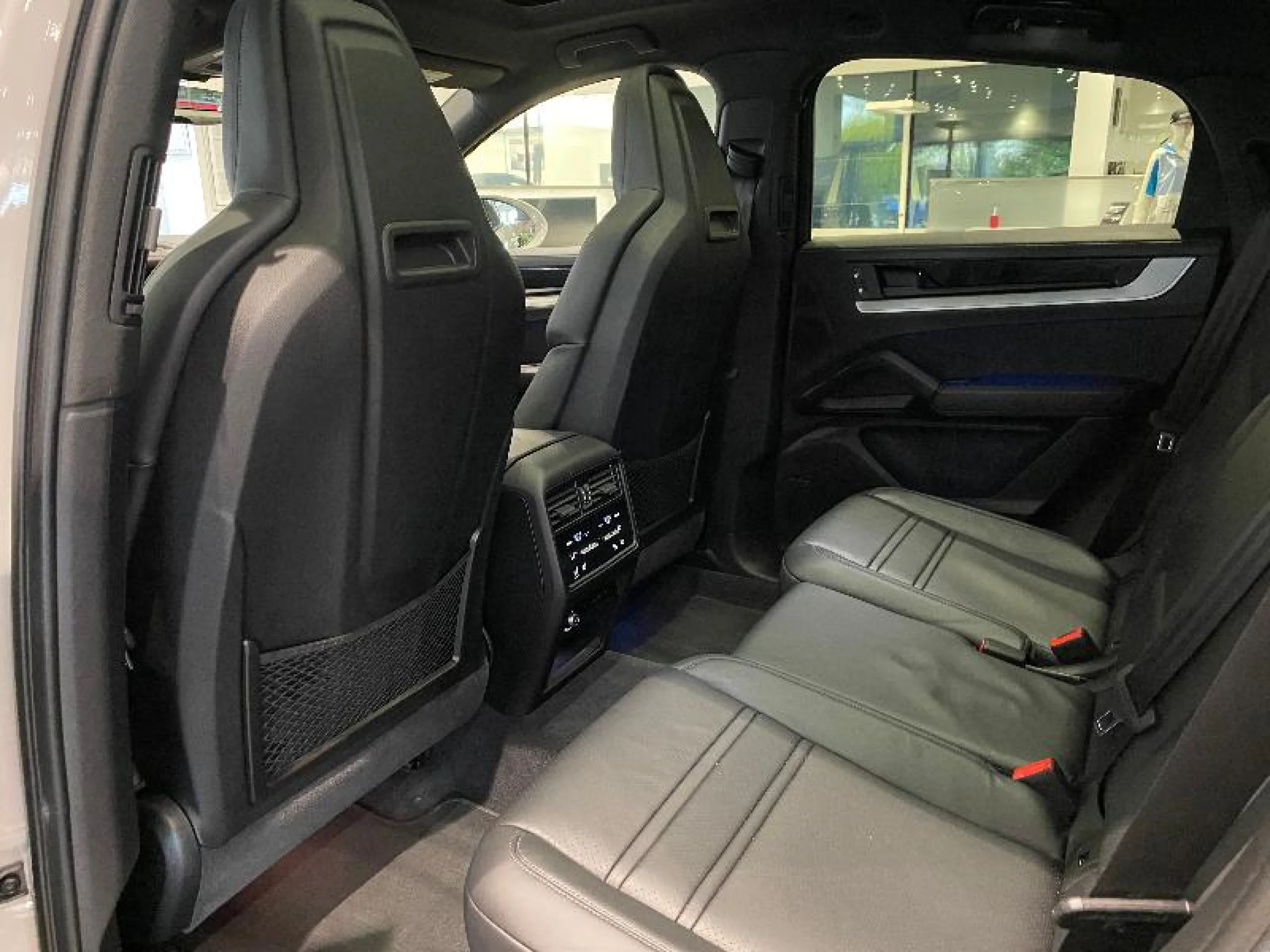 PORSCHE CAYENNE COUPE E HYBRID - Foto 42