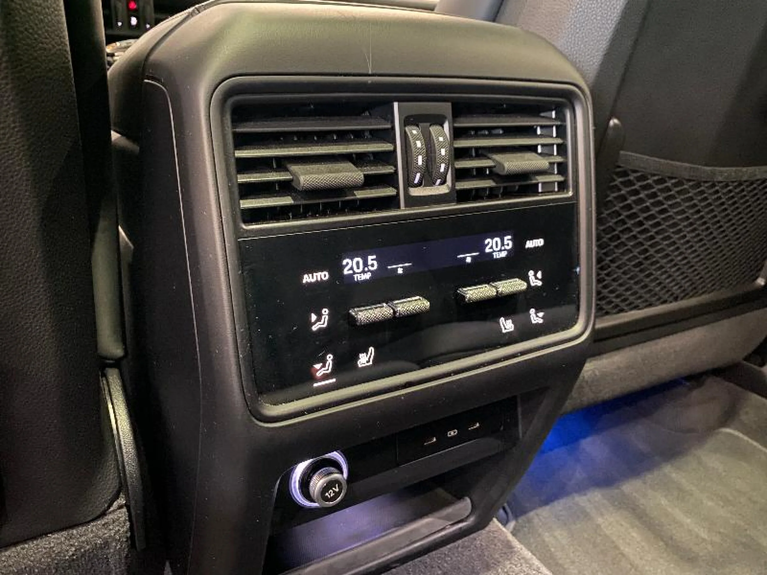 PORSCHE CAYENNE COUPE E HYBRID - Foto 44