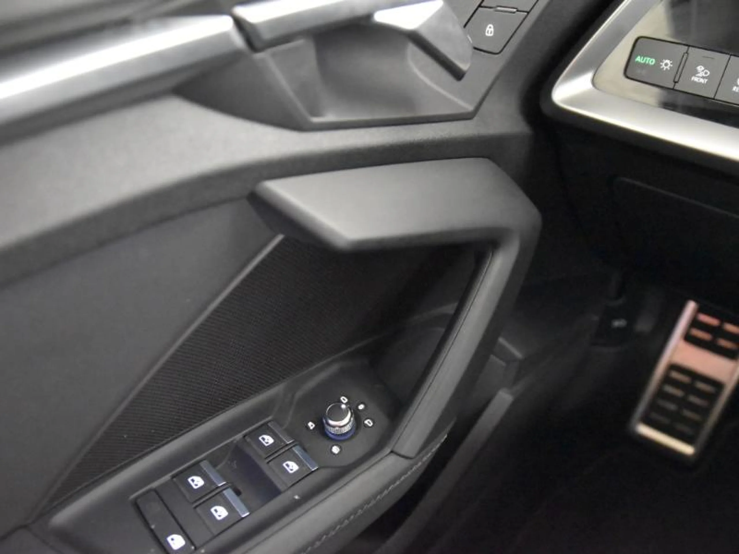 AUDI A3 SPORTBACK BLACK LINE 30 TDI 85KW (116CV) - Foto 16