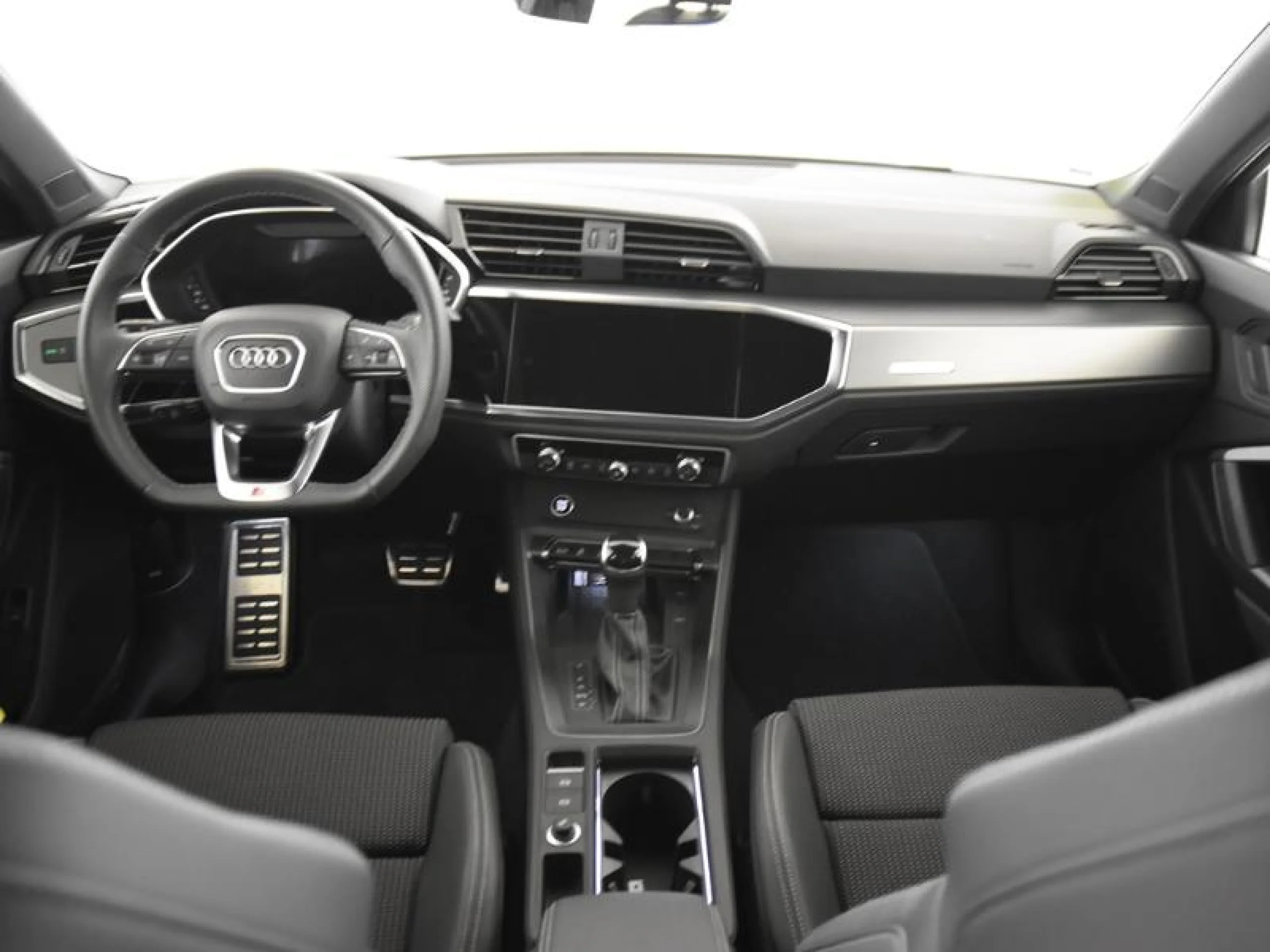 AUDI Q3 S LINE 35 TFSI 110KW (150CV) S TRONIC - Foto 4