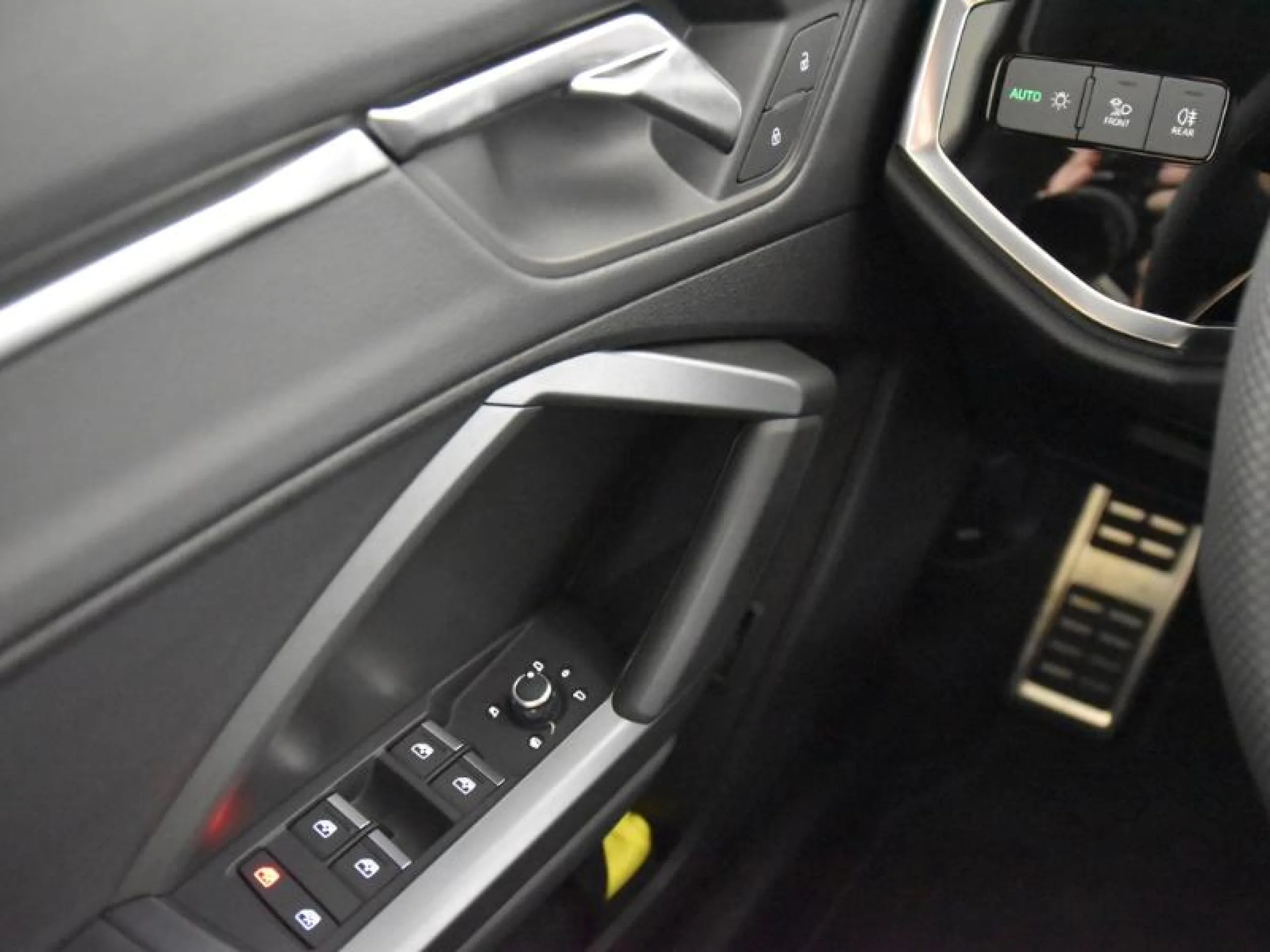 AUDI Q3 S LINE 35 TFSI 110KW (150CV) S TRONIC - Foto 18